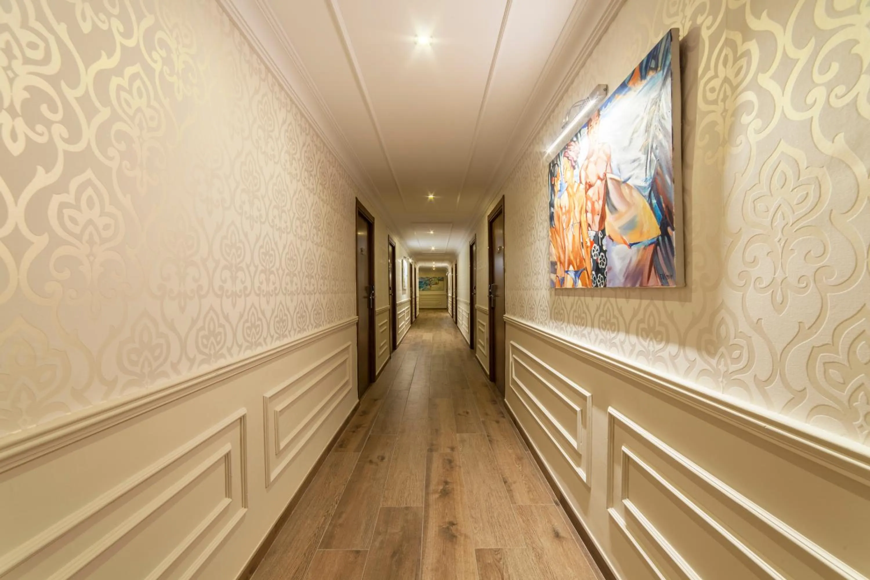 Essence Hotel Boutique