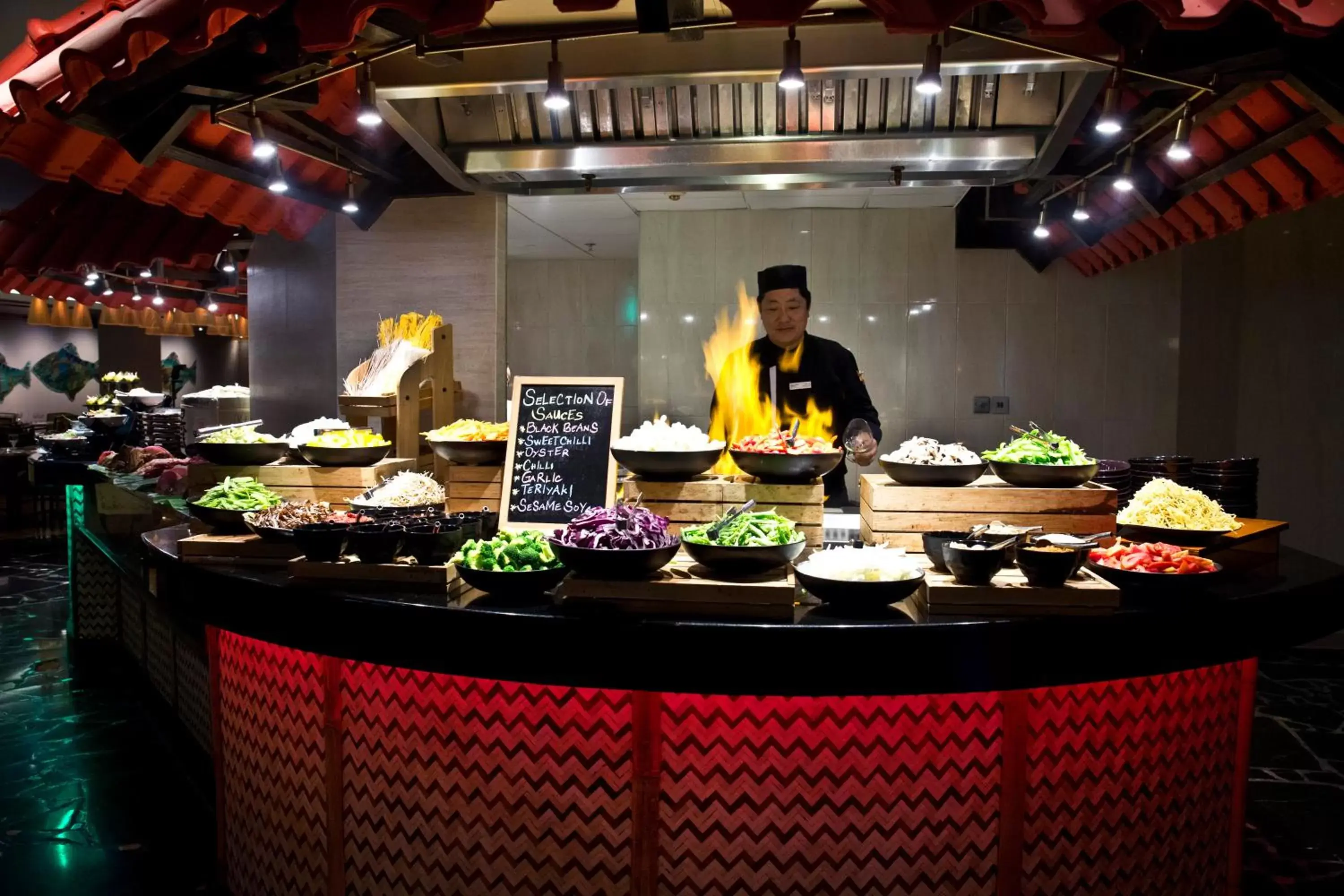 Restaurant/places to eat, Food in Crowne Plaza Dubai Deira, an IHG Hotel