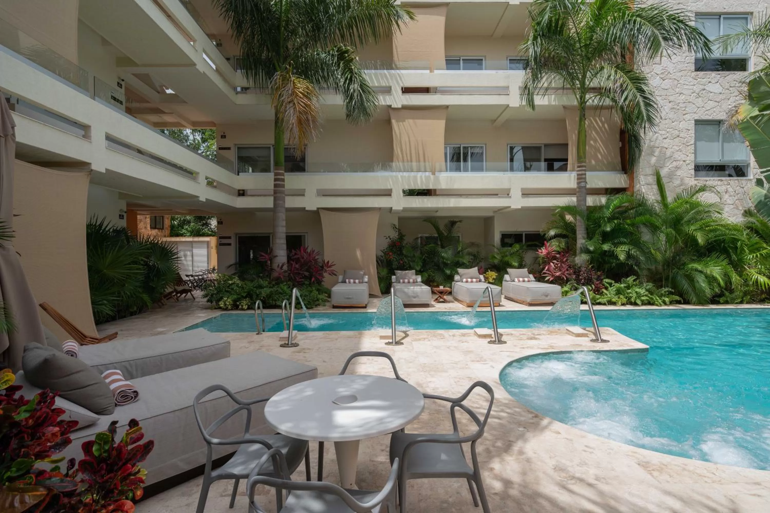 Property building in Valhalla Residences by Biwa