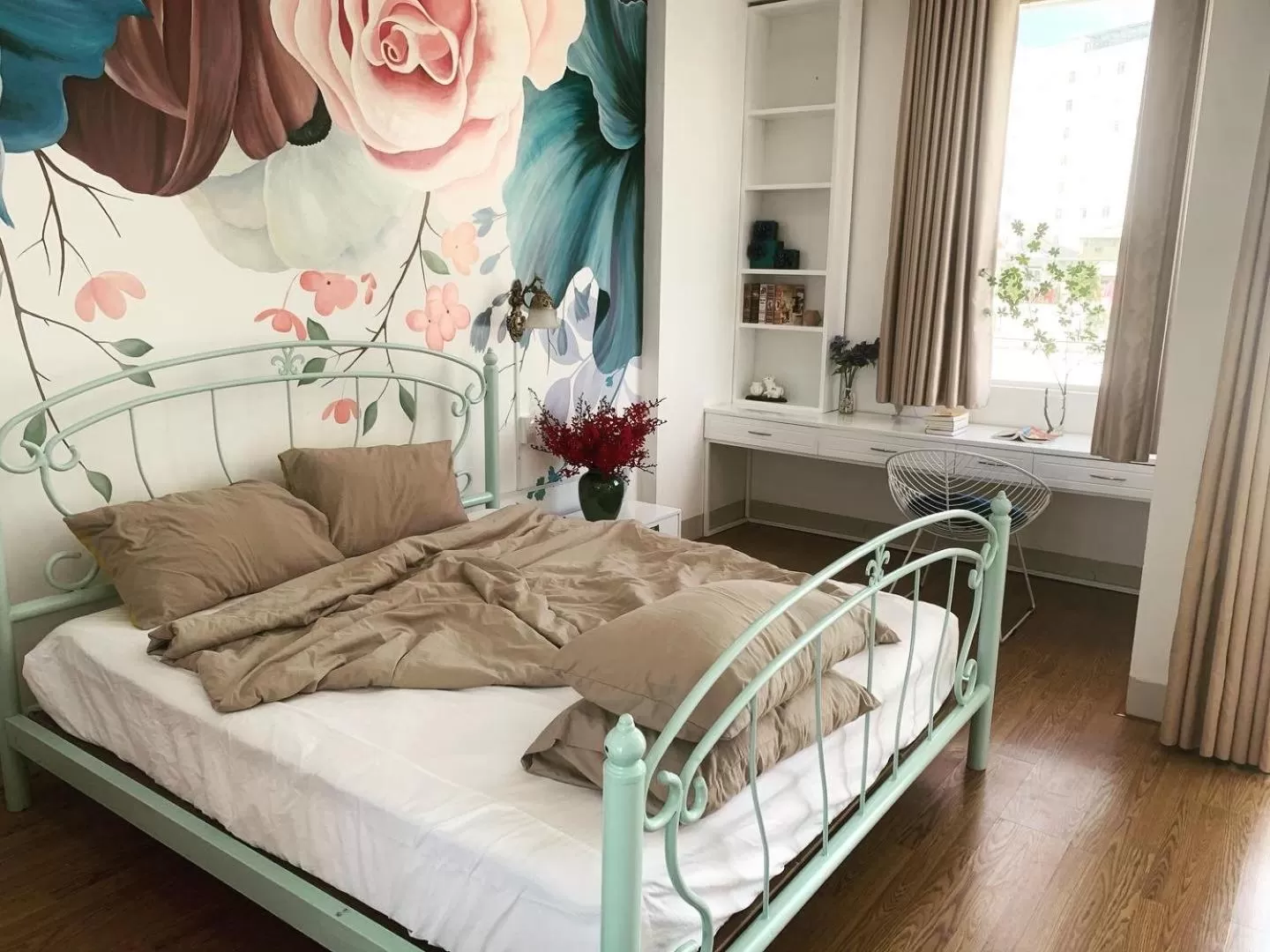 Bed in Emerald Boutique Stay 2