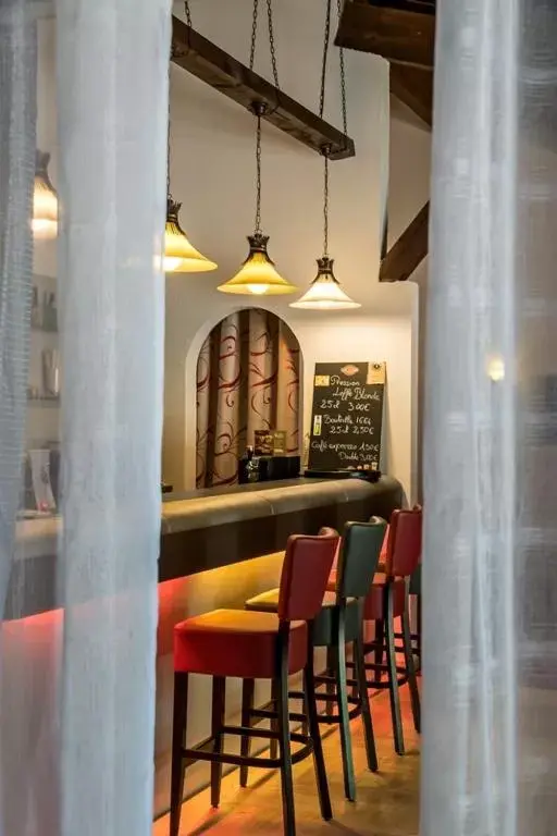 Restaurant/Places to Eat in The Originals City, Hôtel La Siesta, Annonay Est (Inter-Hotel)