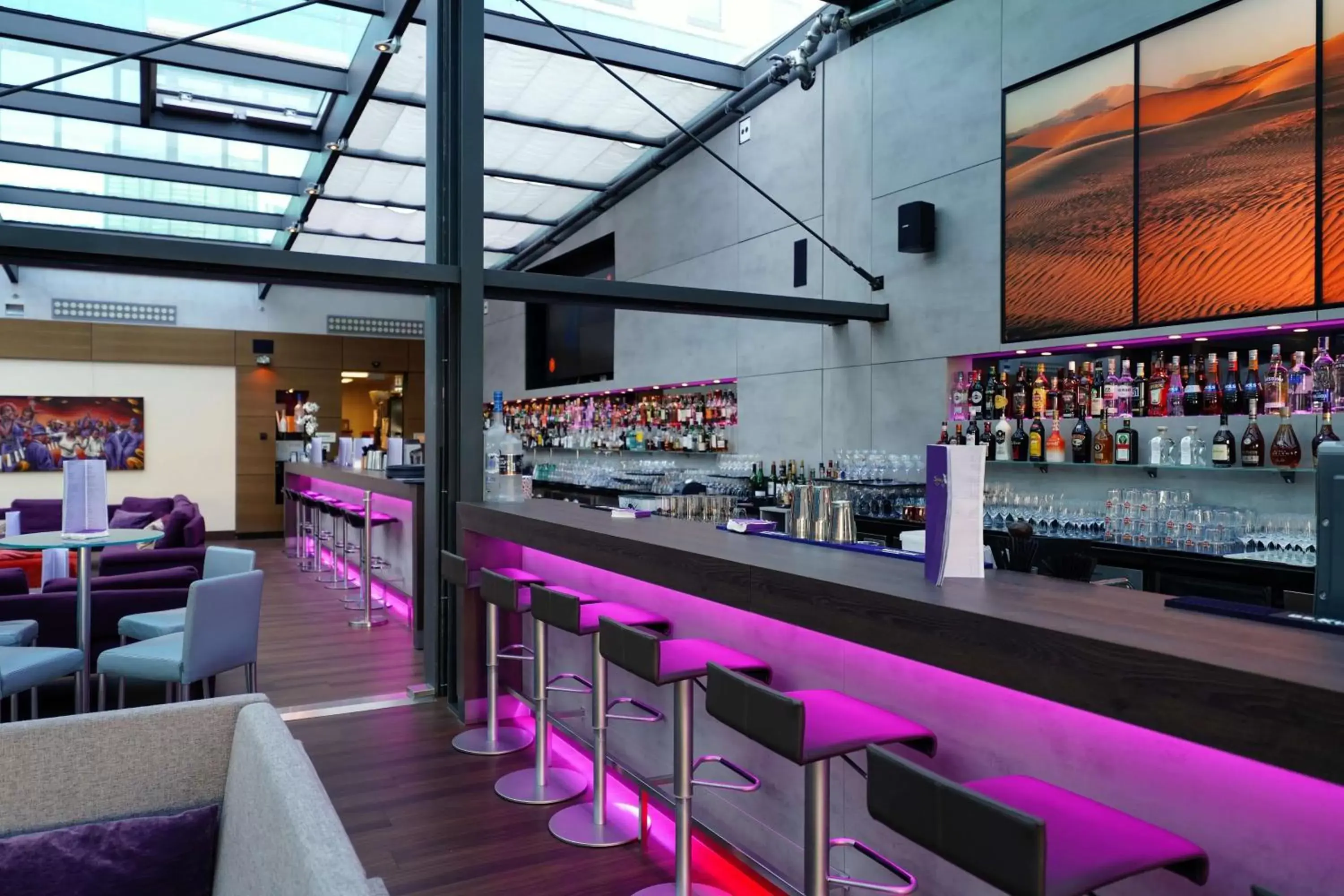 Lounge or bar, Lounge/Bar in Park Inn by Radisson Berlin Alexanderplatz