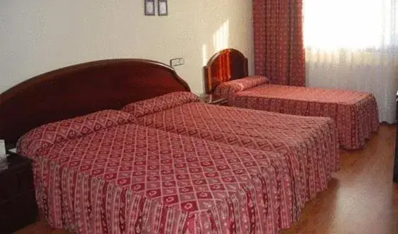 Photo of the whole room, Bed in Hotel Piedra