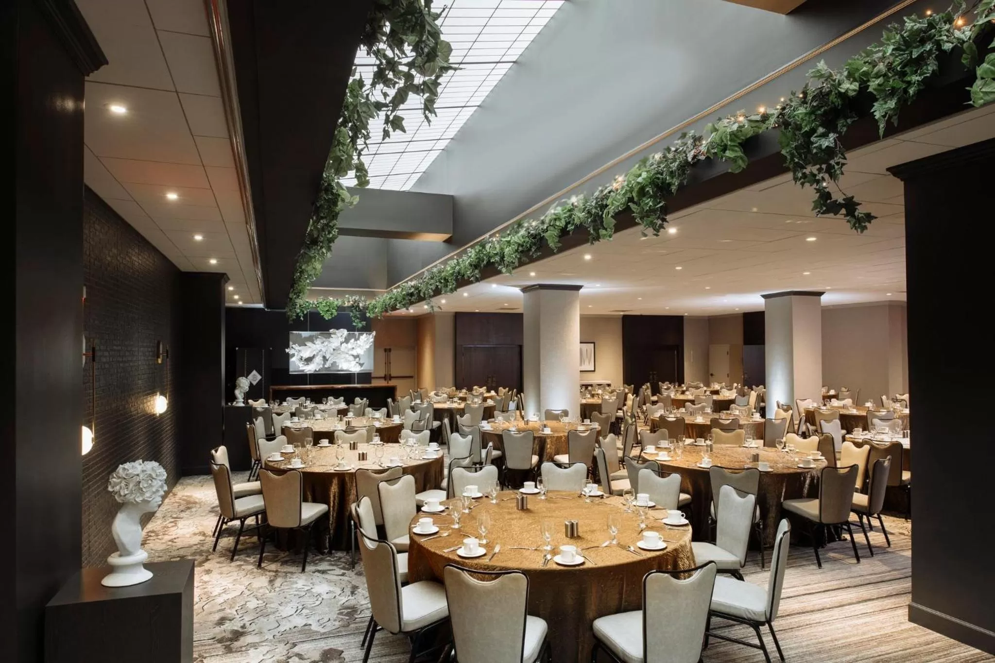 Meeting/conference room in Loews Nashville Hotel at Vanderbilt Plaza