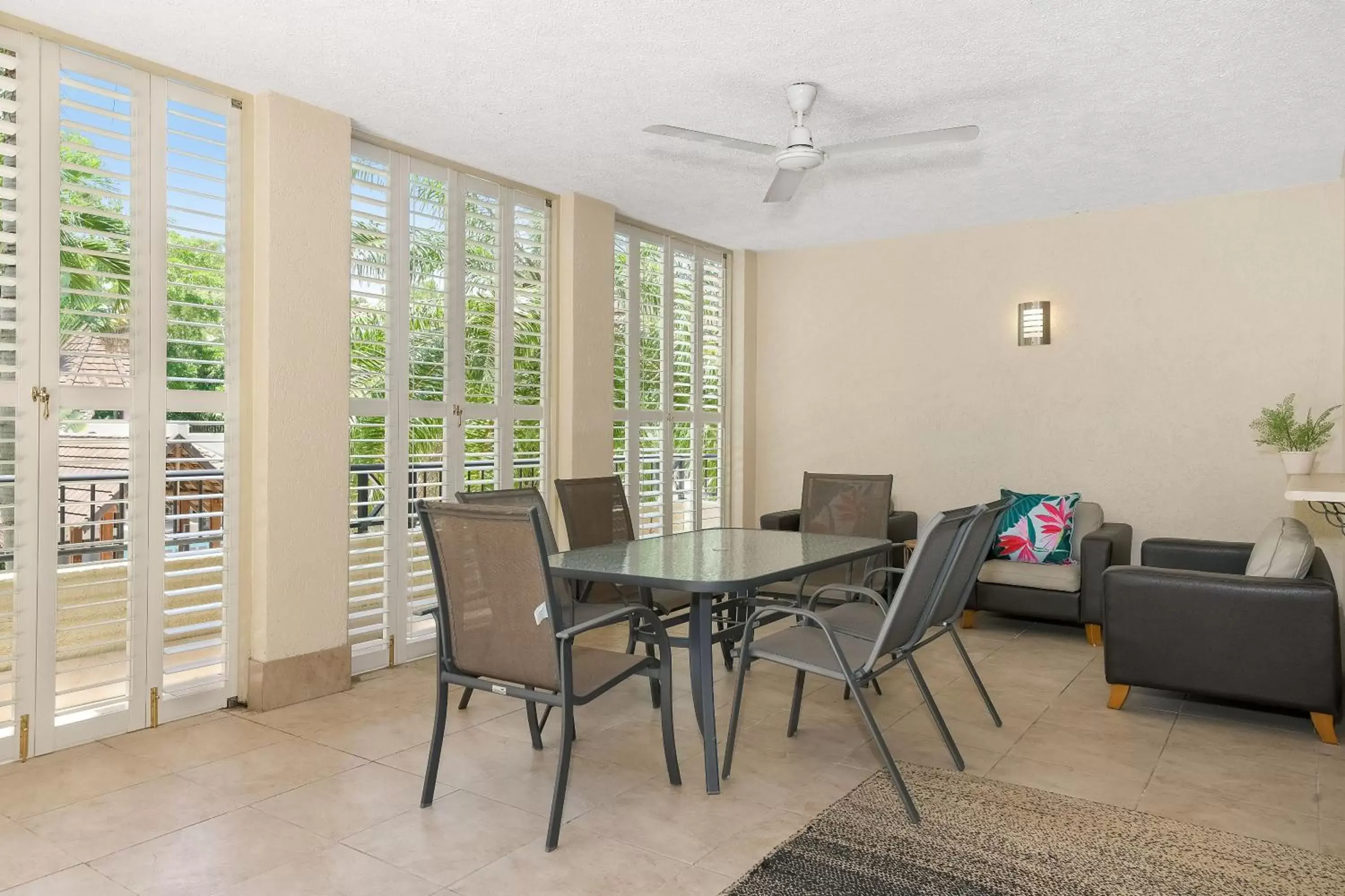 Dining Area in The Lakes Resort Cairns