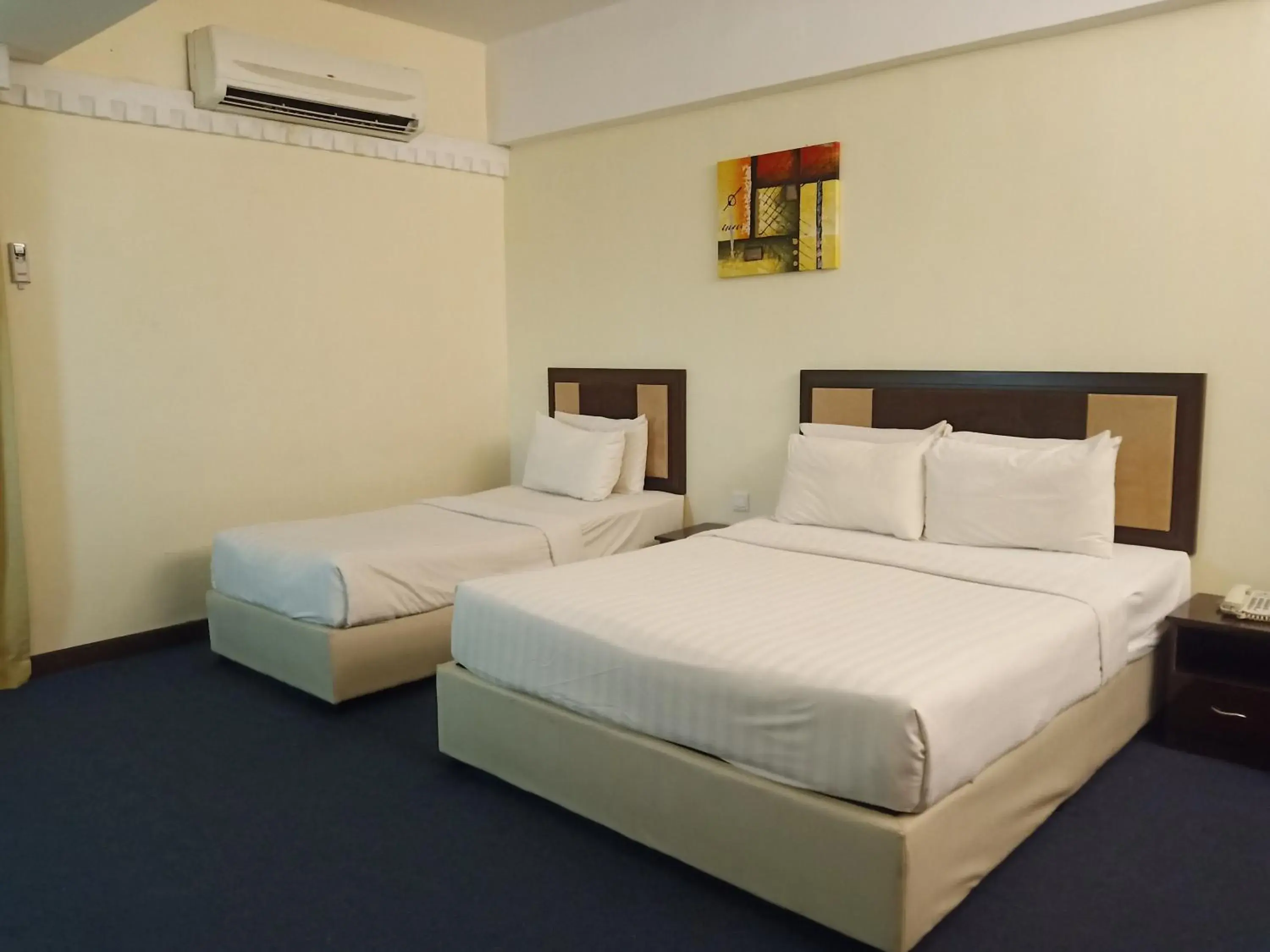 Bed in Hotel Taiping Perdana