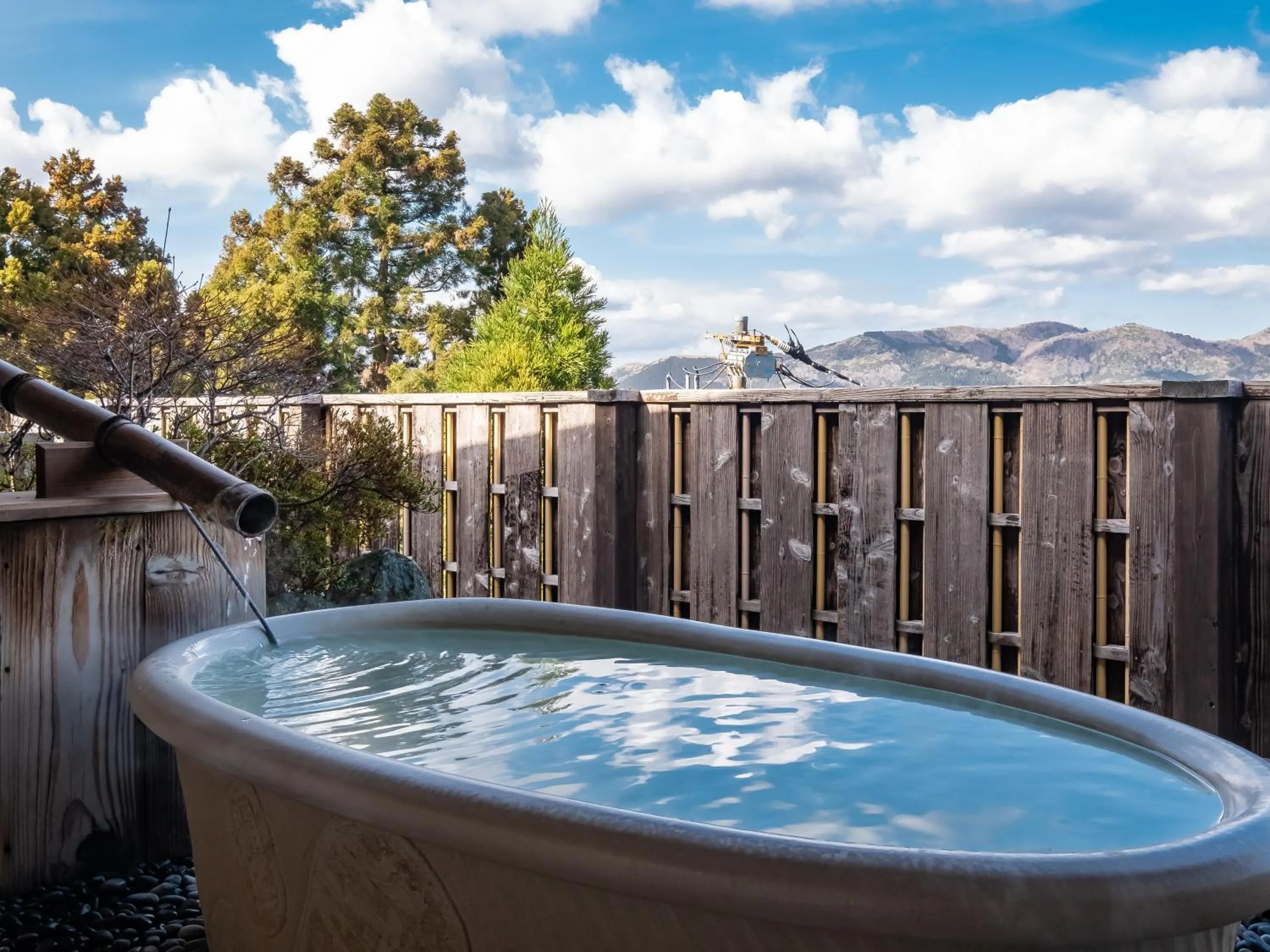 Hot Spring Bath in Shirayunoyado Yamadaya Hakone Gora