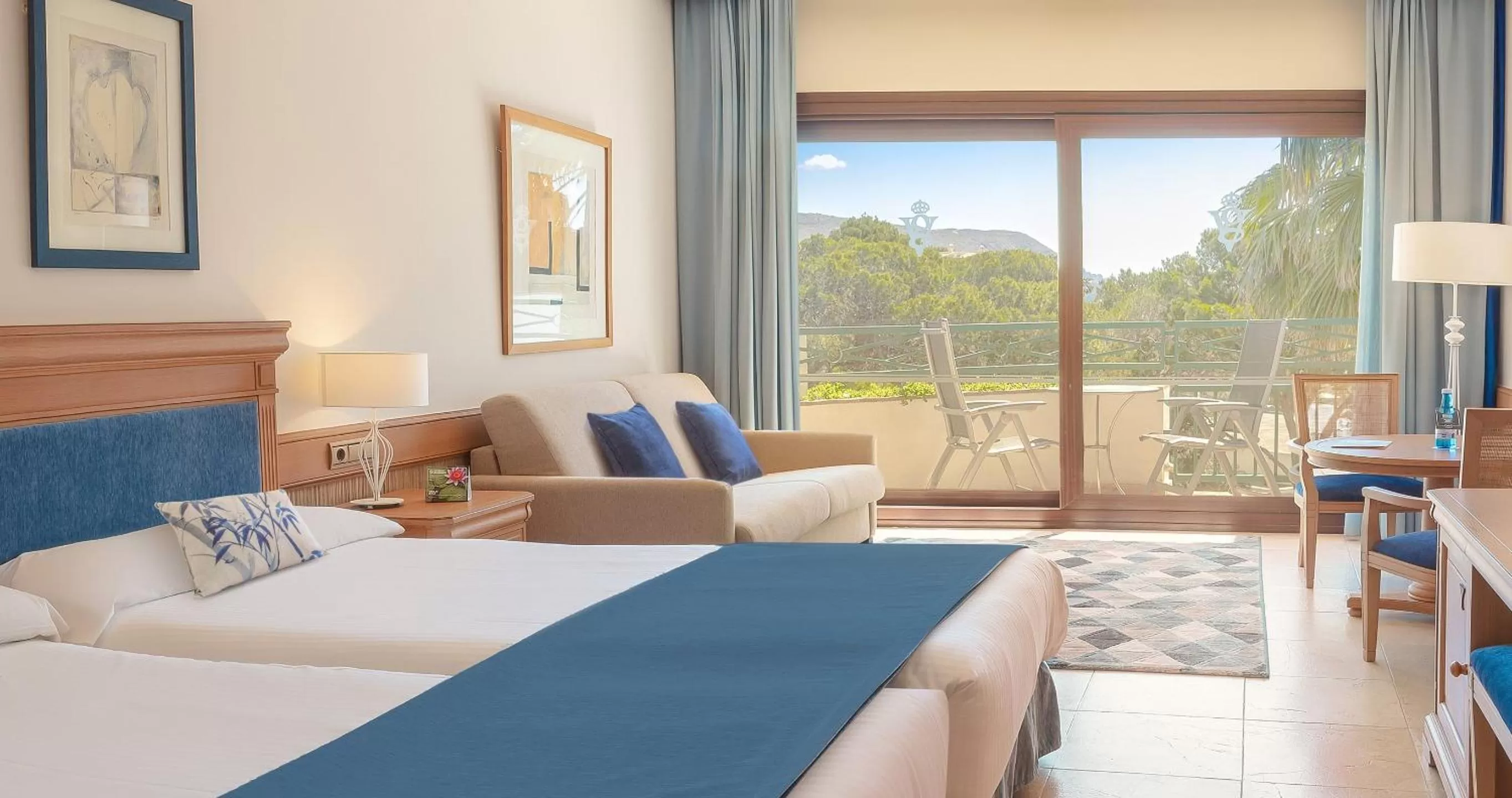 Decorative detail, Bed in SH Villa Gadea