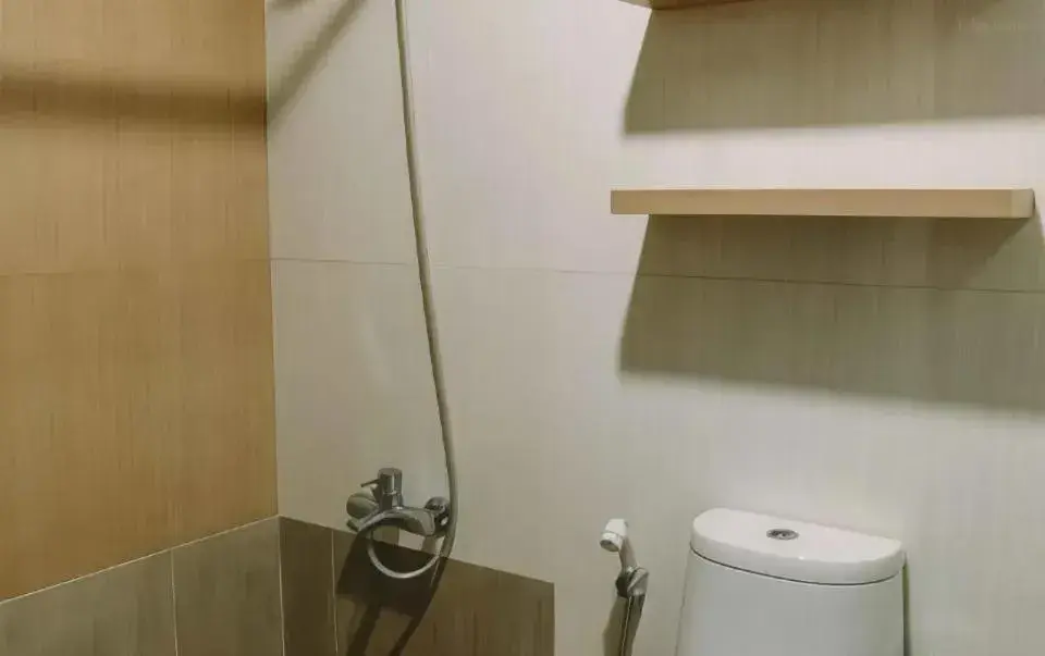 Bathroom in Crystal Suites Suvarnbhumi Airport