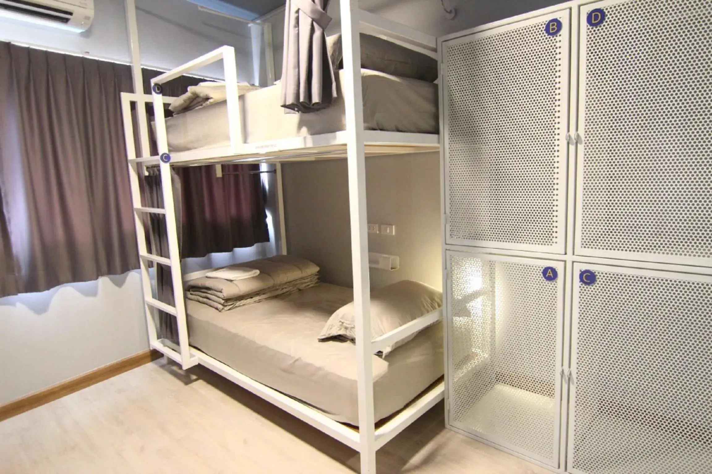 Bunk Bed in The Moon Hostel Huahin