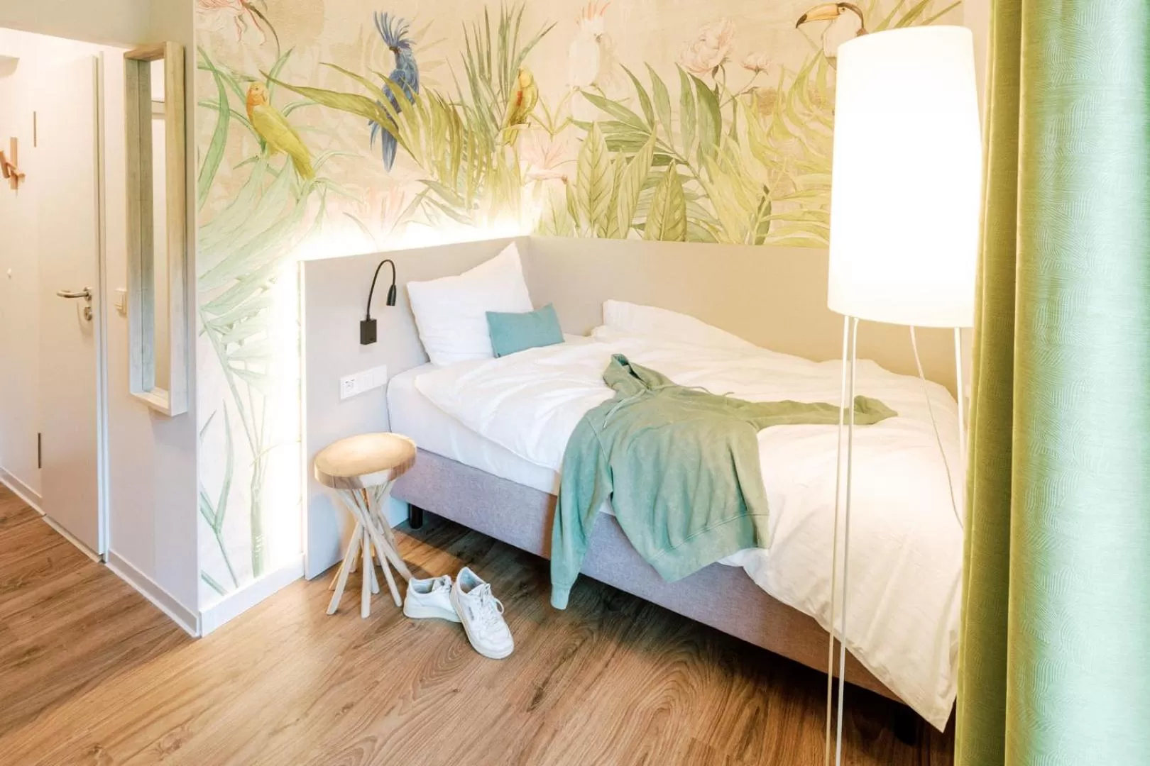 Photo of the whole room, Bed in Hotel am Zoo