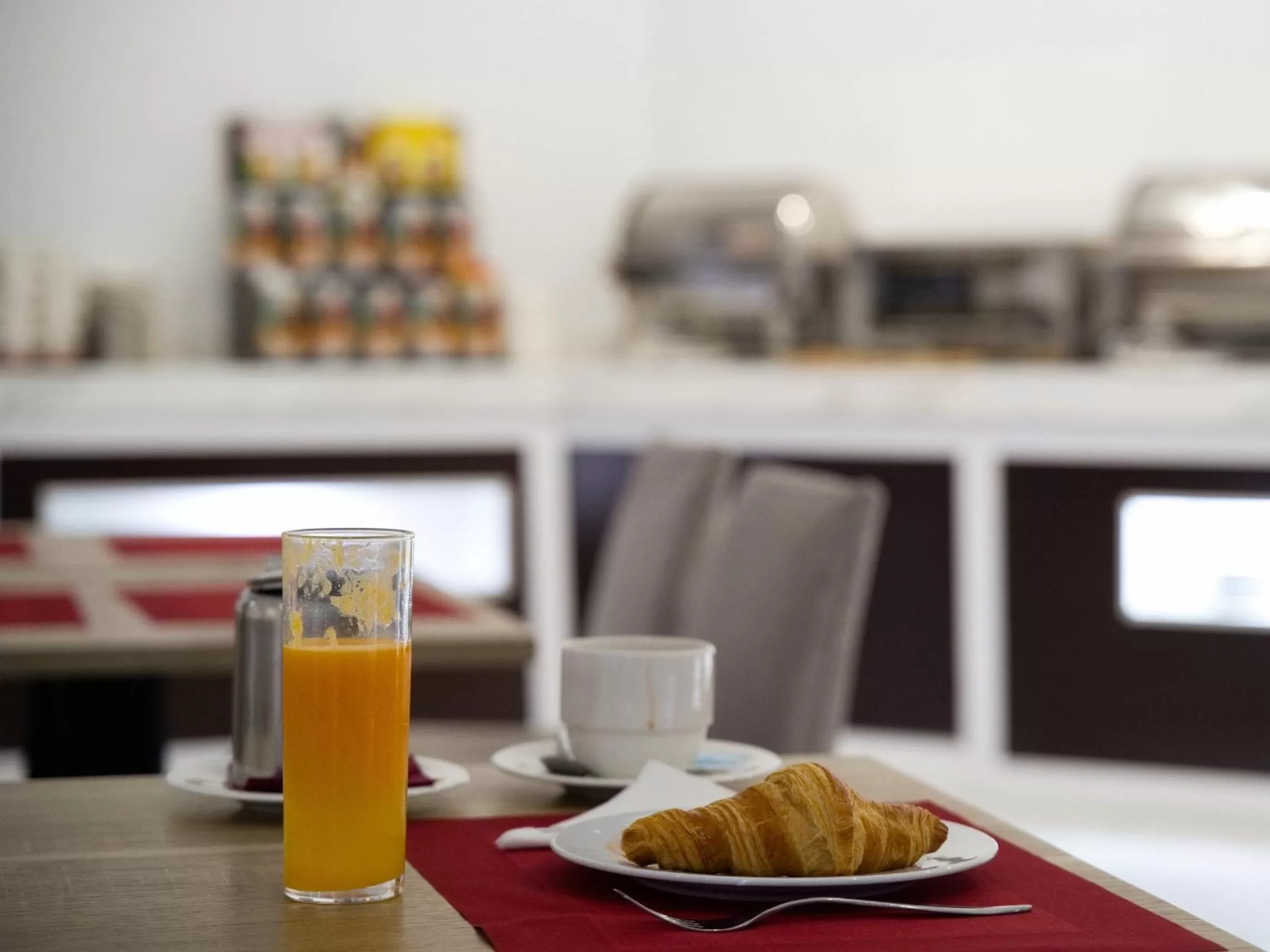 Breakfast in Hotel Pasarela