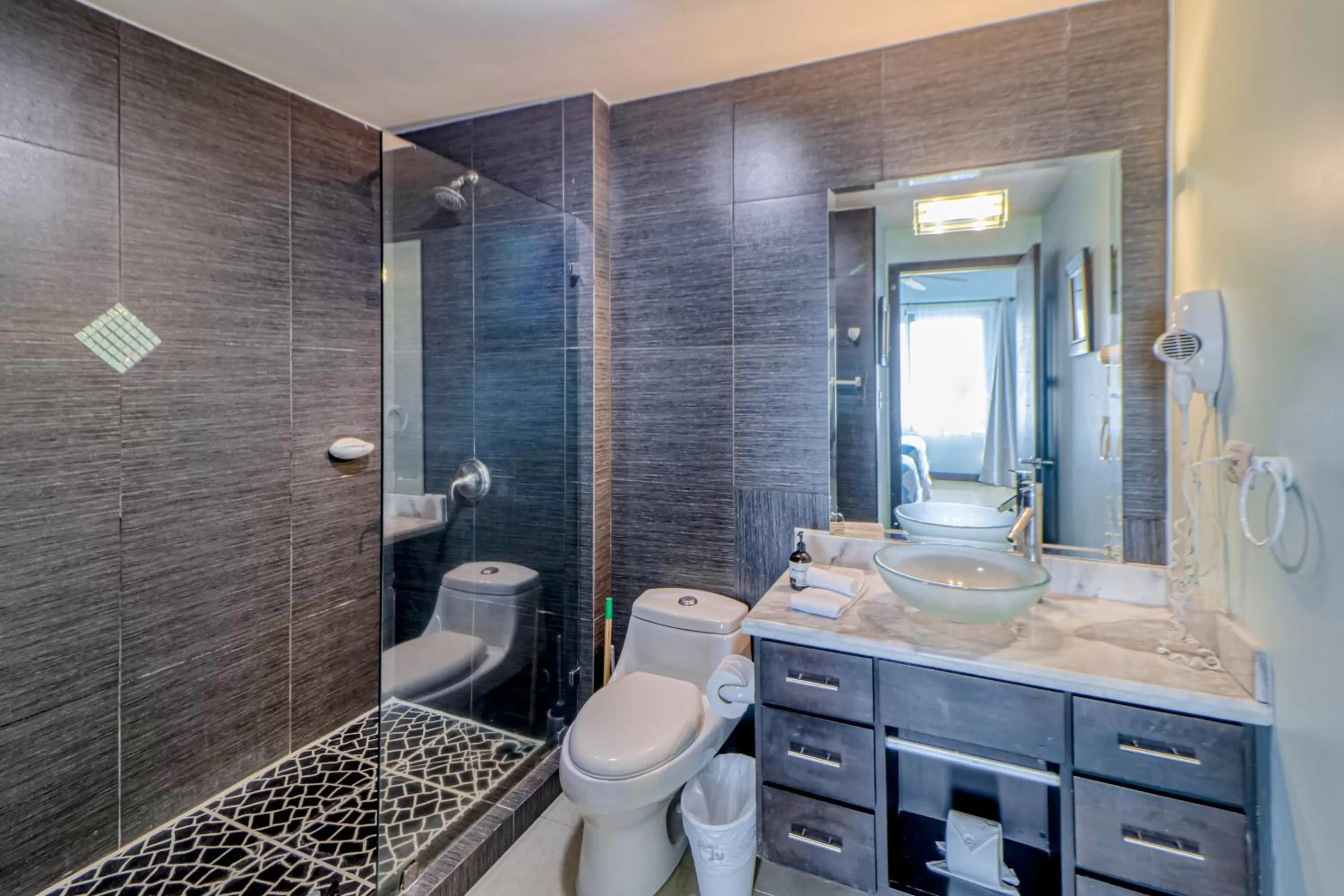 Bathroom in Diamante del Sol 602N