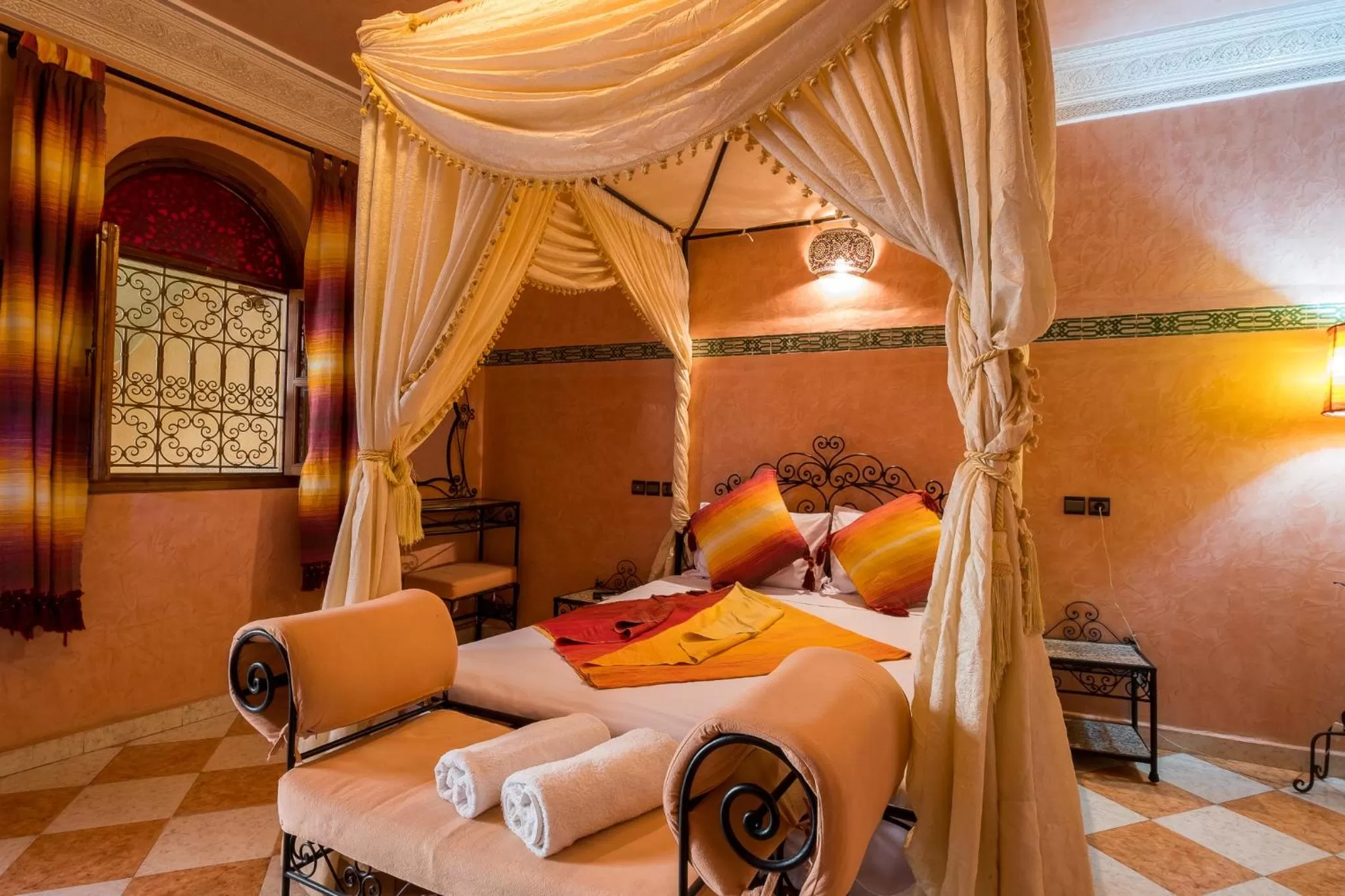 Photo of the whole room, Bed in Riad Saad