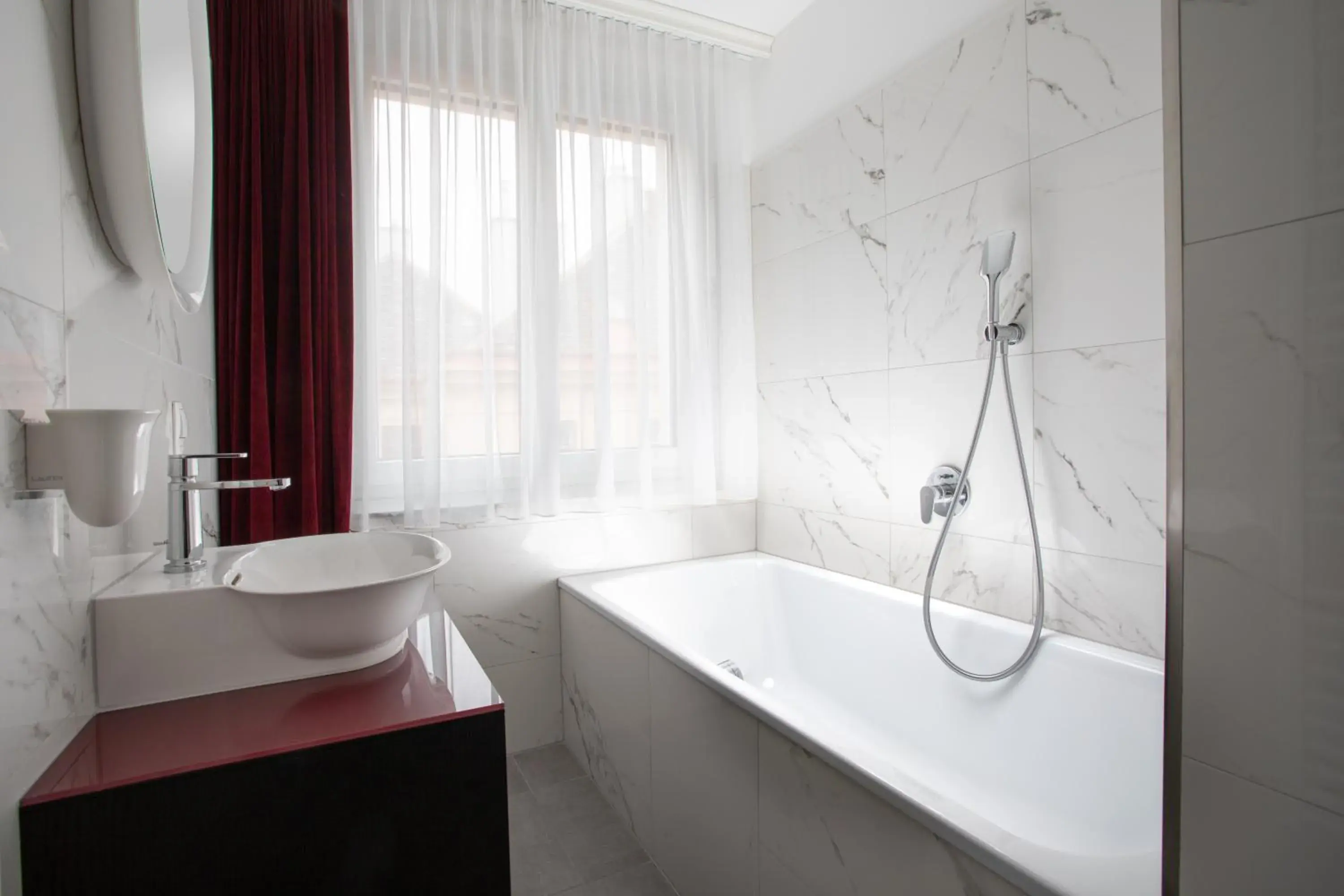 Bath, Bathroom in Hotel Alpha Wien