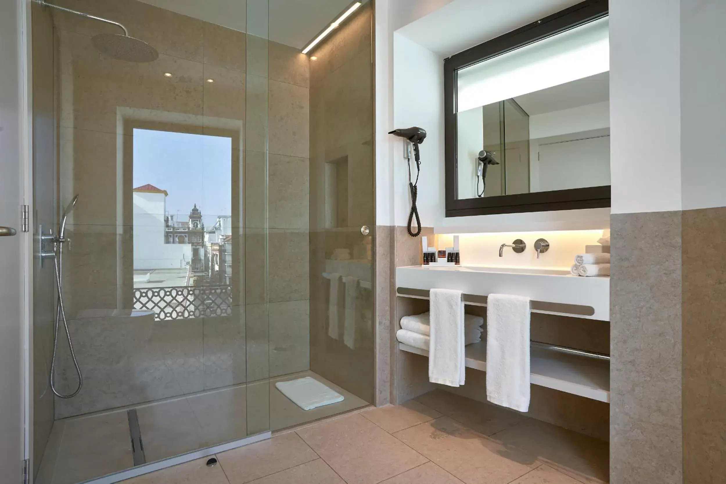 Bathroom in Hotel Kivir