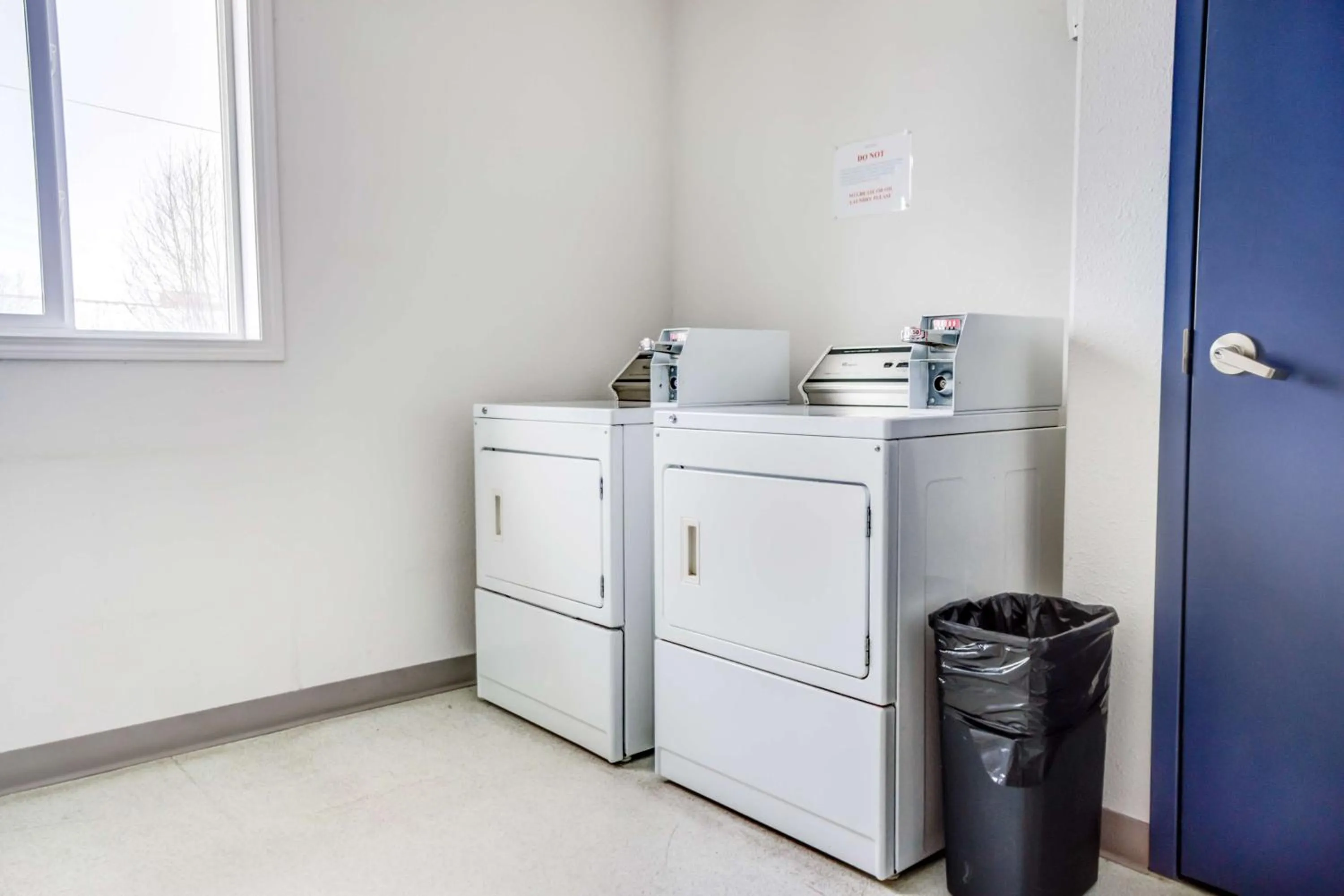 laundry in Motel 6-Red Deer, AB