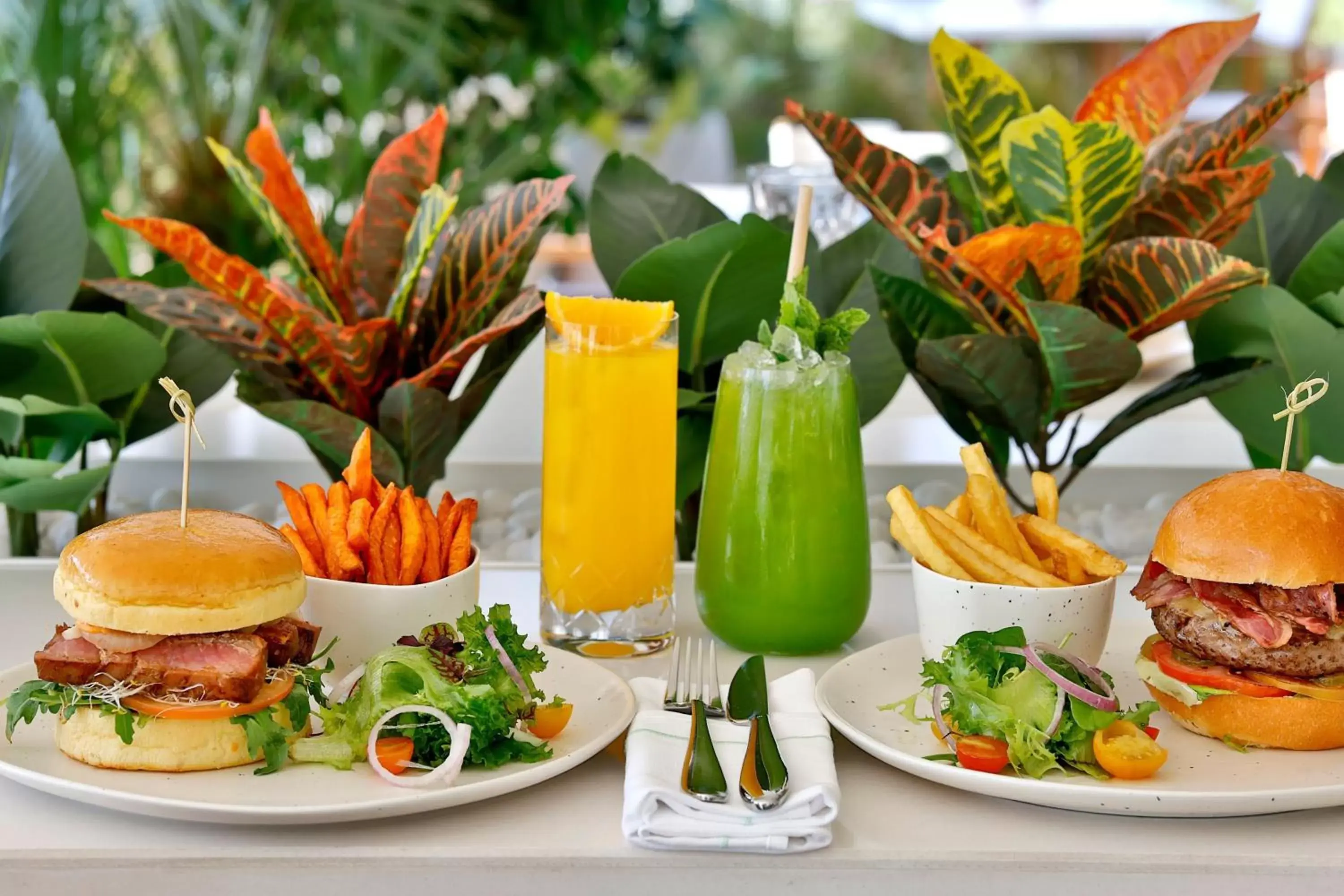 Restaurant/places to eat in Marriott Resort Palm Jumeirah, Dubai