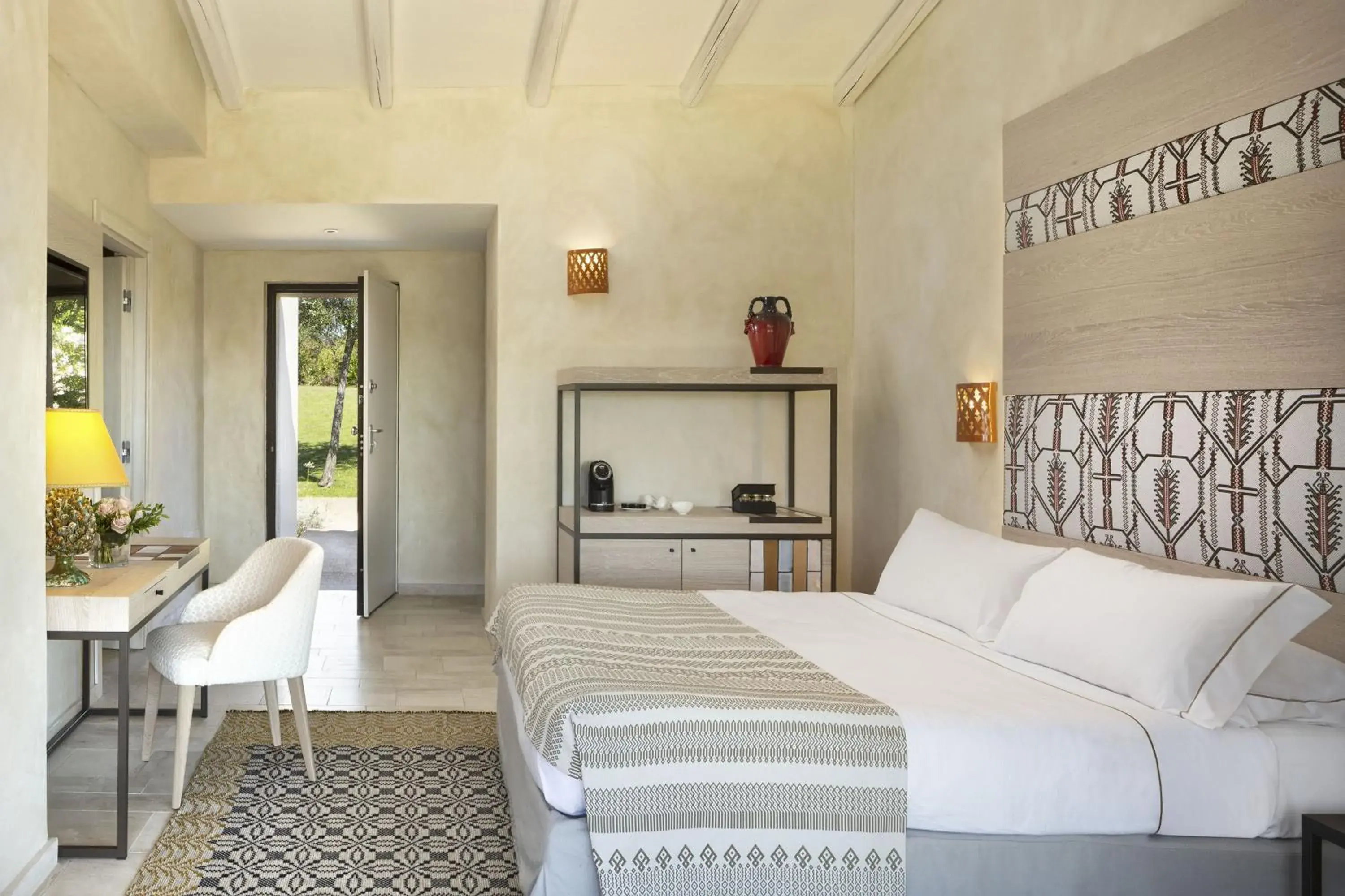 Bedroom, Bed in Baglioni Resort Sardinia - The Leading Hotels of the World