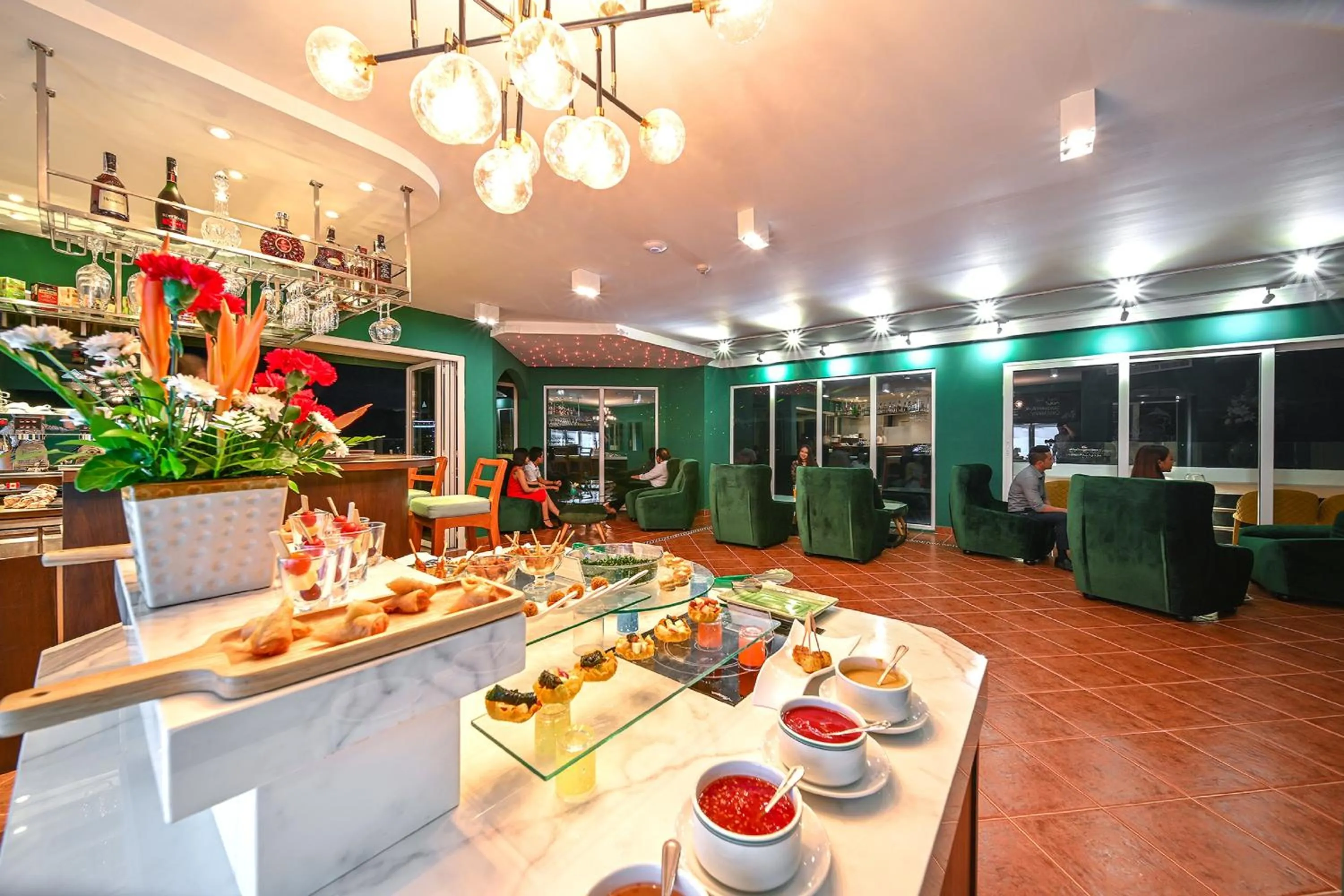 Lounge or bar in Andaman Beach Suites Hotel, Patong Phuket