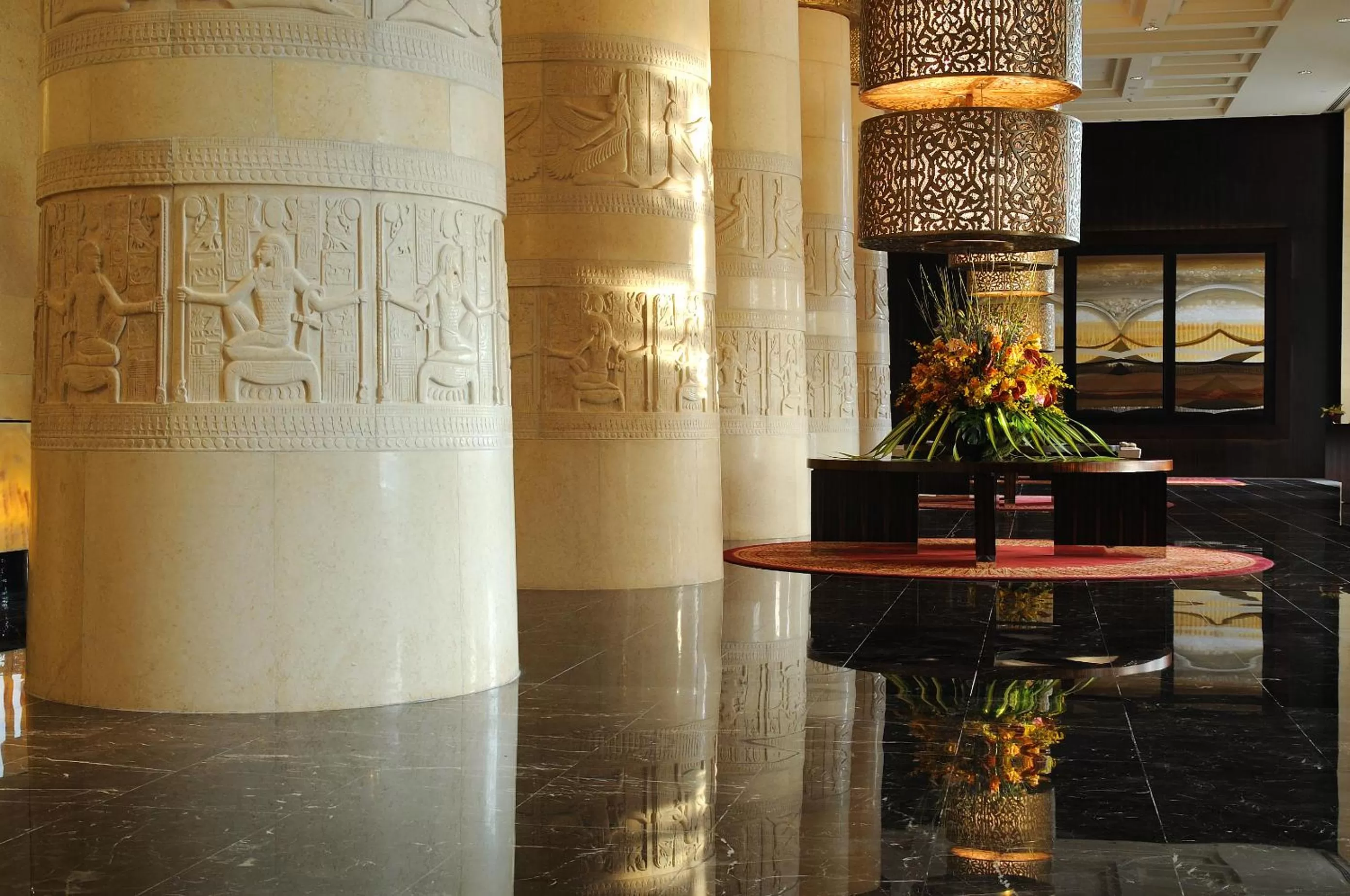 Lobby or reception in Raffles Dubai