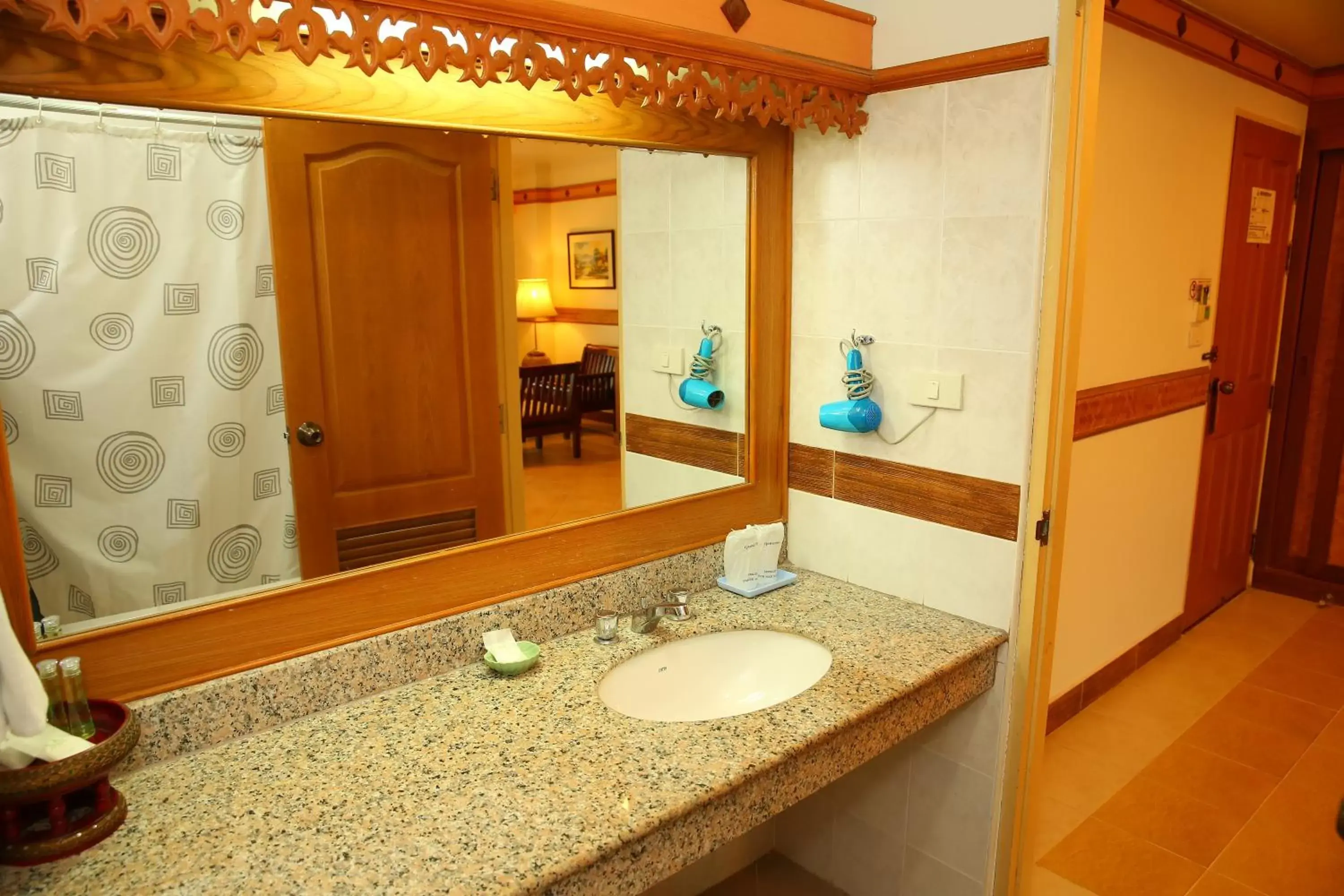 Bathroom in Diana Garden Resort - SHA Extra Plus