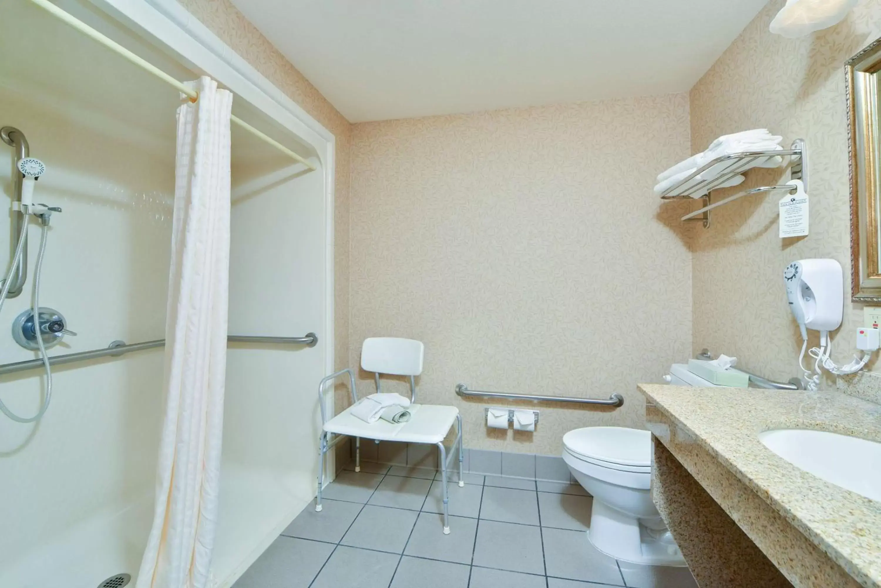 Bathroom in Best Western Plus Meridian