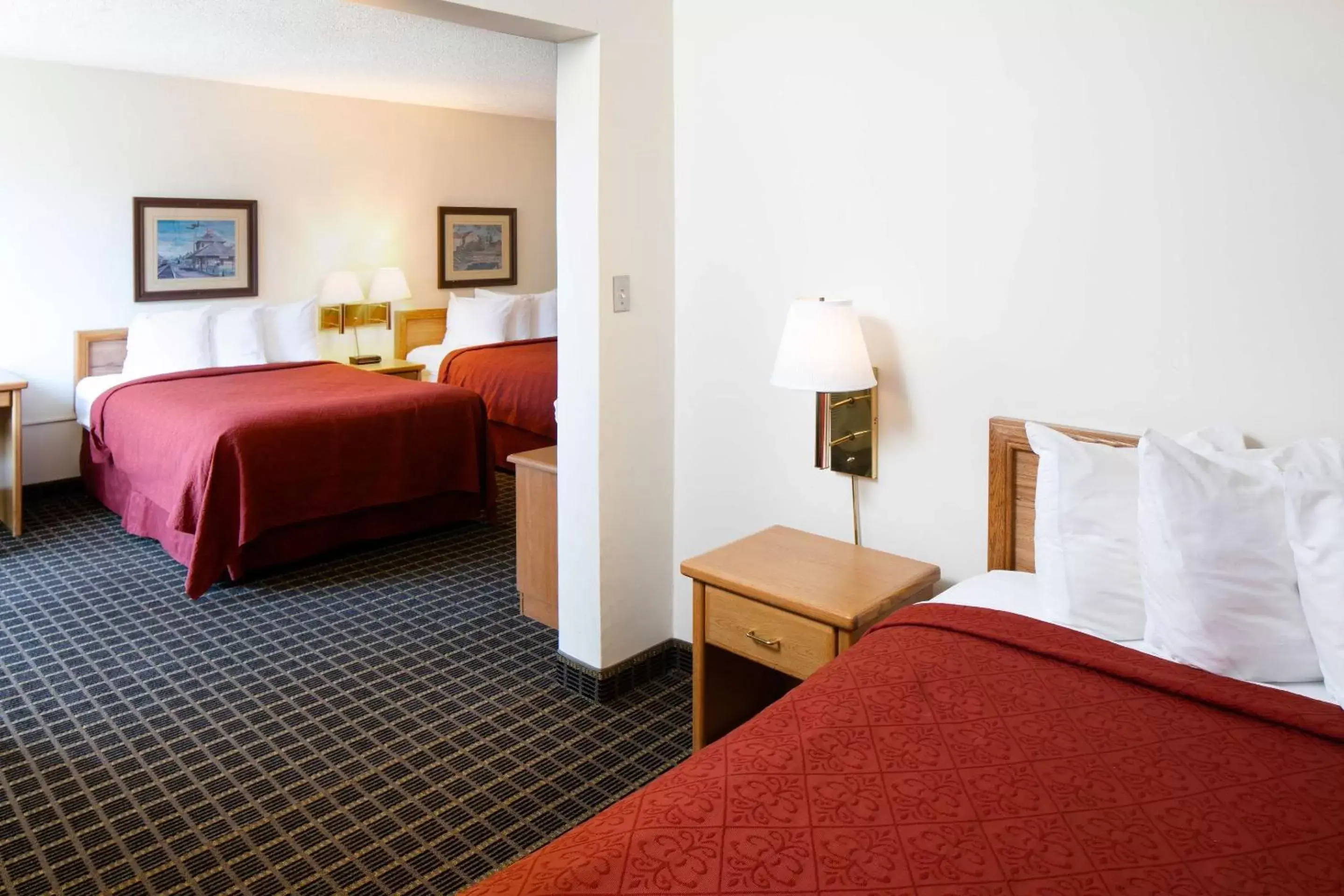 Bedroom, Bed in Red Lion Hotel Ellensburg