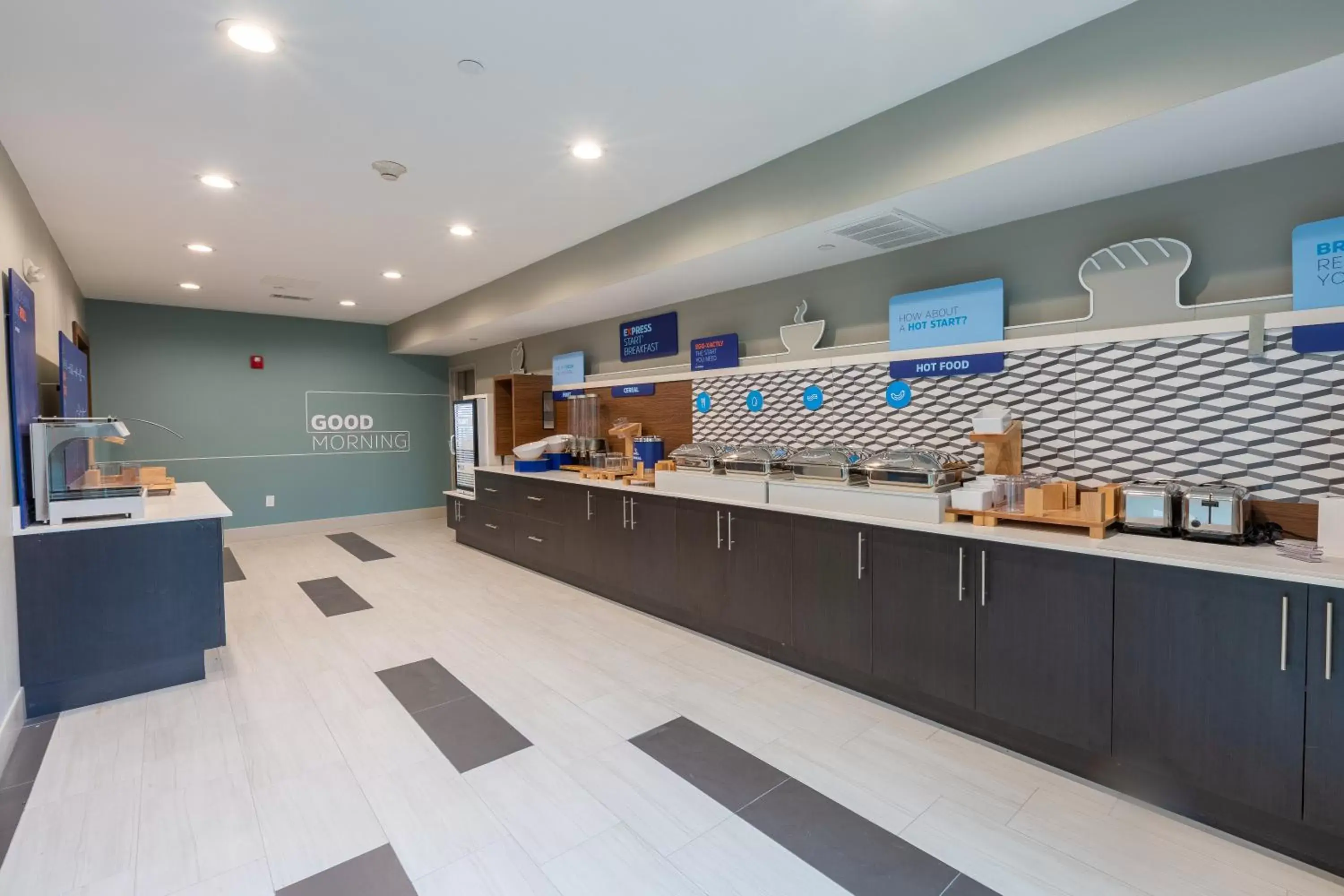 Buffet breakfast in Holiday Inn Express & Suites Arlington North – Stadium Area by IHG Buffet breakfast in Holiday Inn Express & Suites Arlington North – Stadium Area by IHG