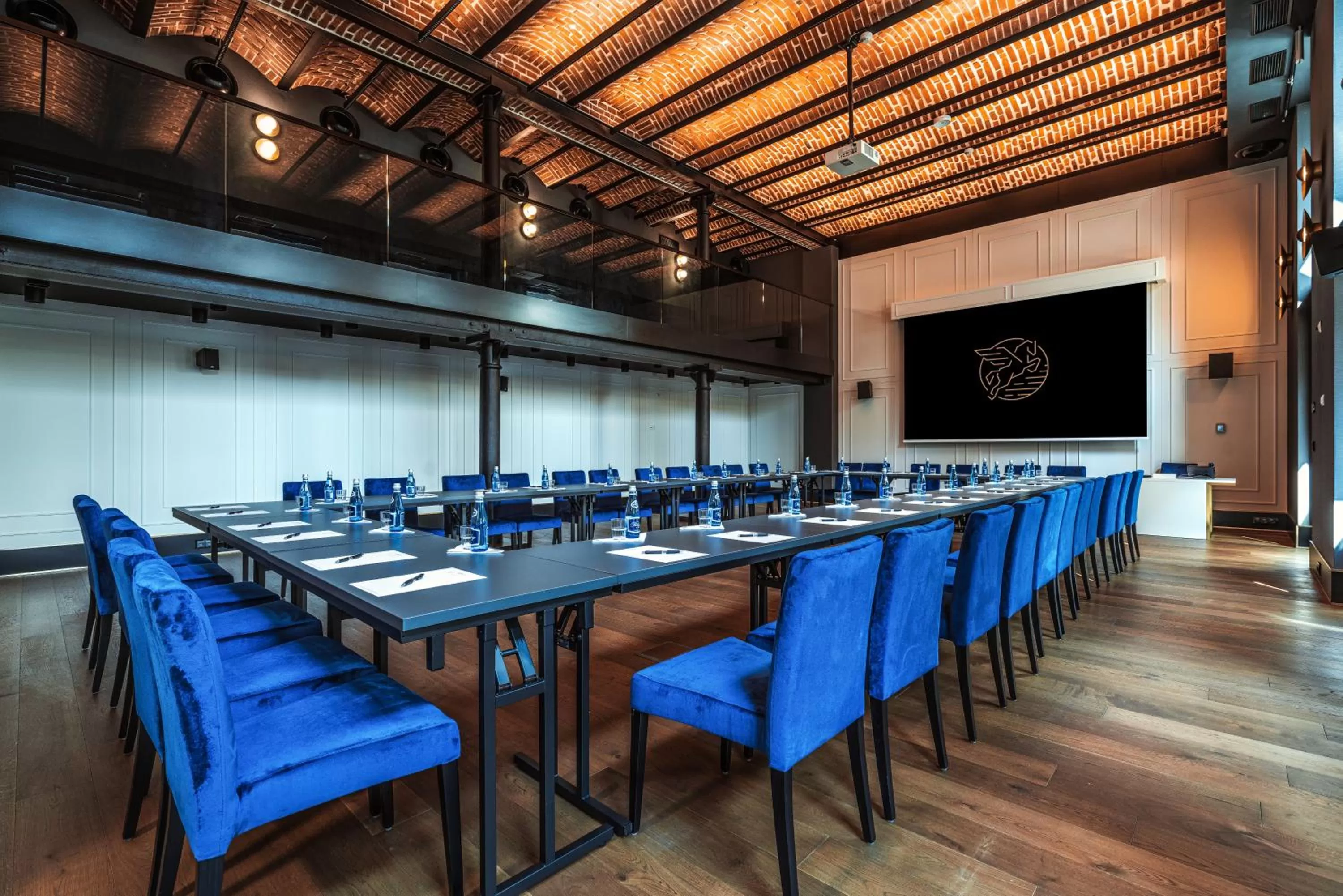 Business facilities in Hotel Ferreus Modern Art Deco