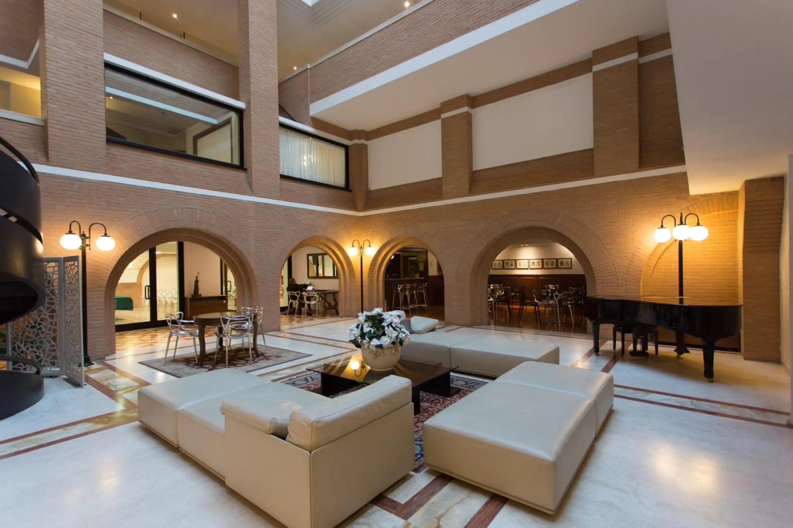 Hostellerie Du Cheval Blanc Hostellerie Du Cheval Blanc