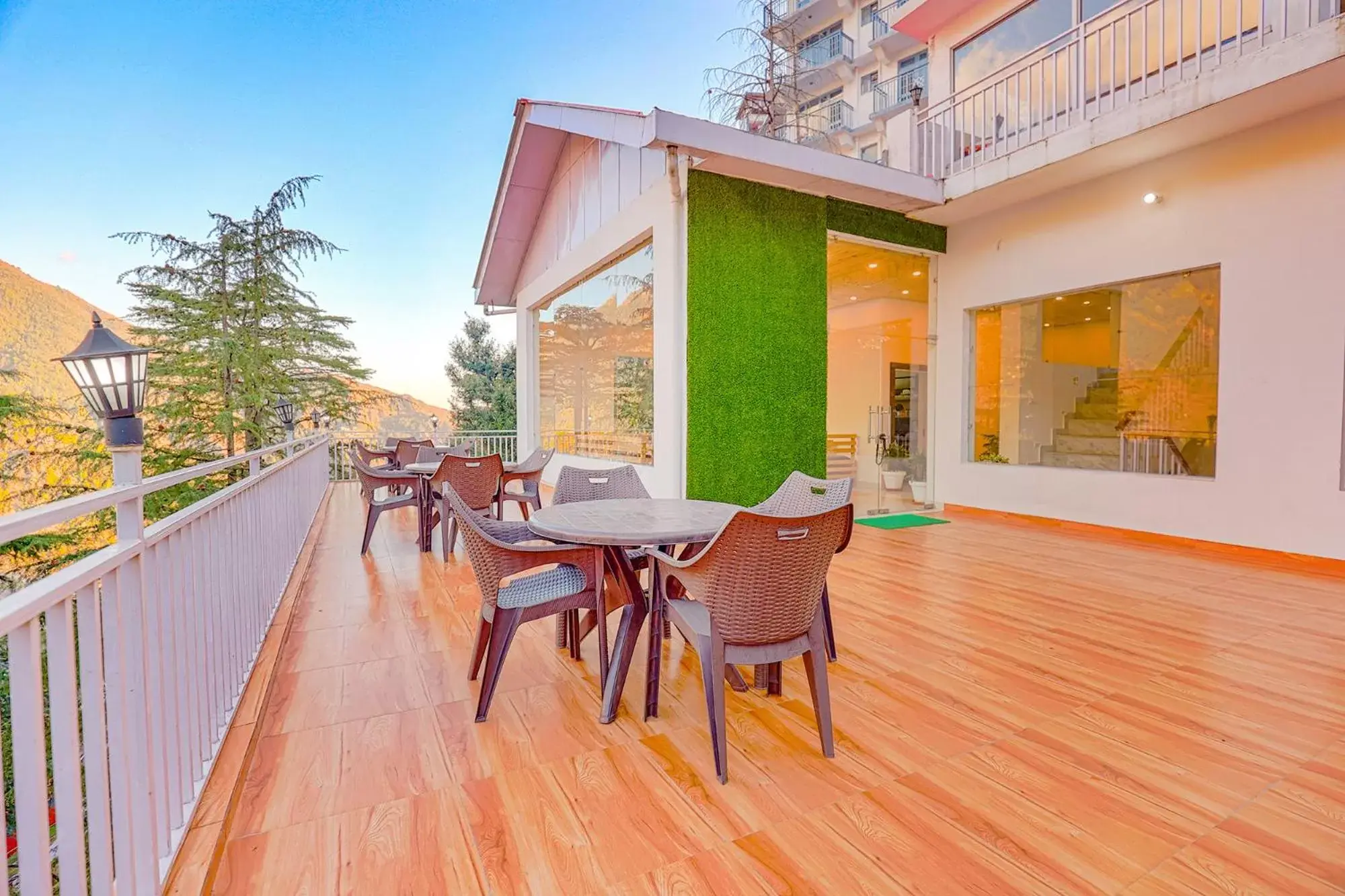 Balcony/Terrace in FabHotel Green Origins