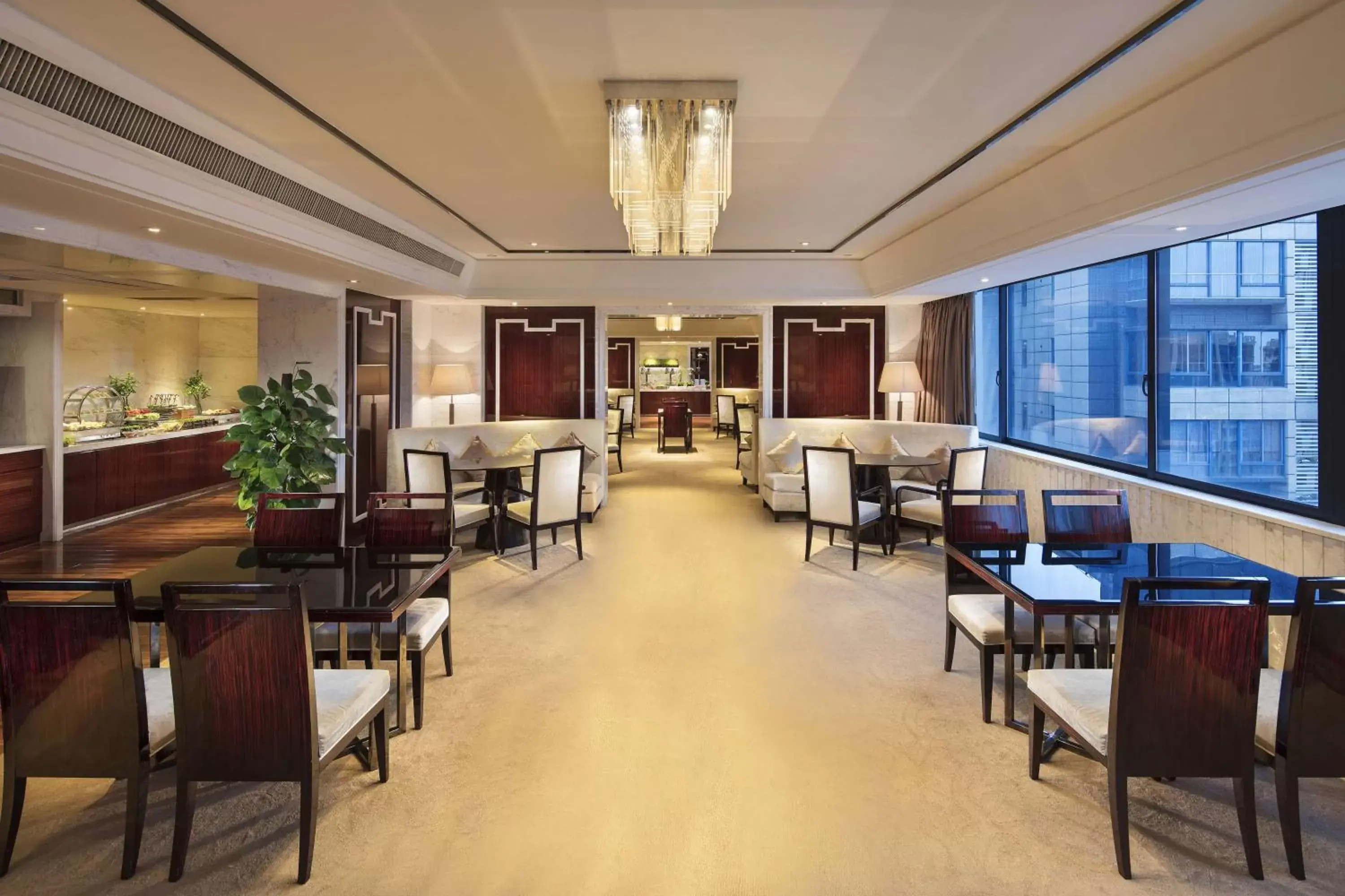 Property building, Restaurant/Places to Eat in Hilton Foshan