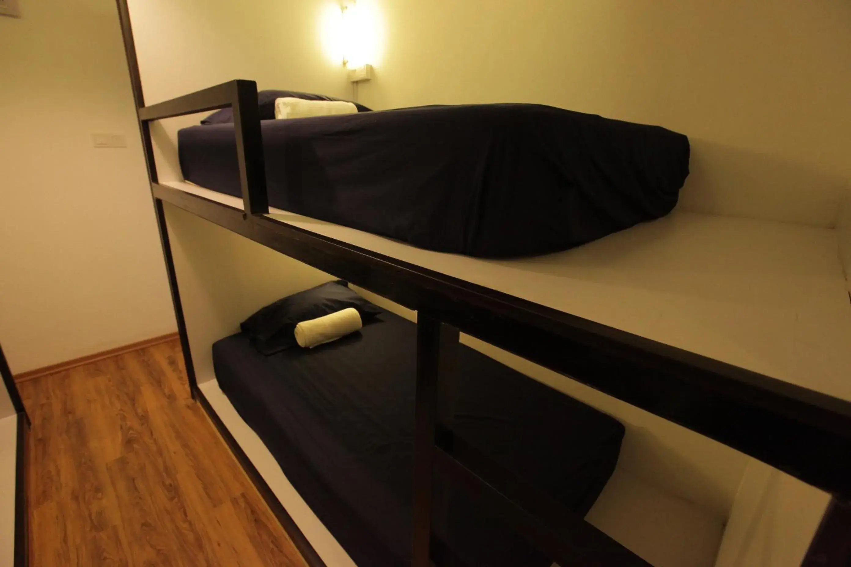 bunk bed, Bed in Hotel N45