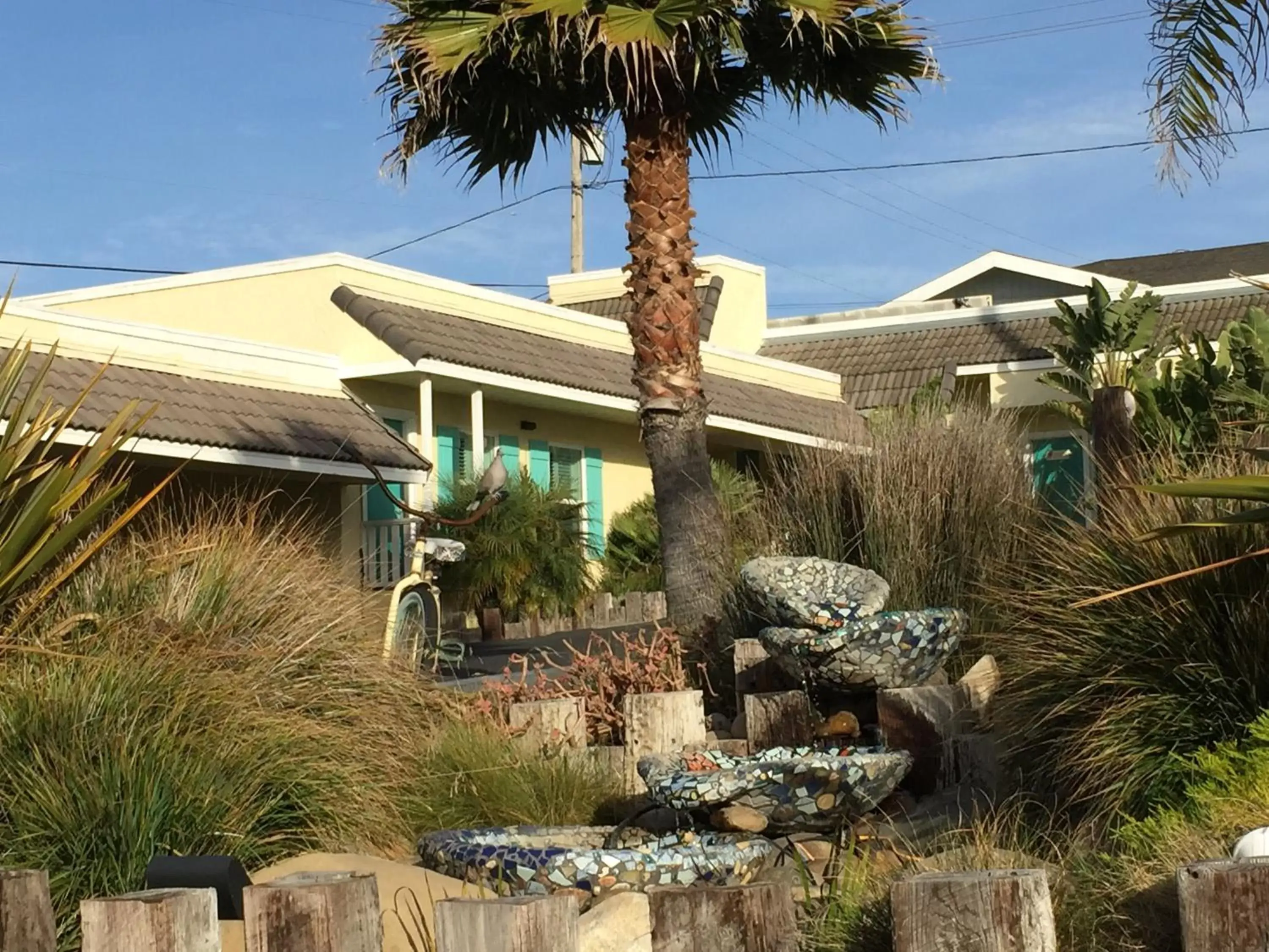 Property Building in Beach Bungalow Inn and Suites