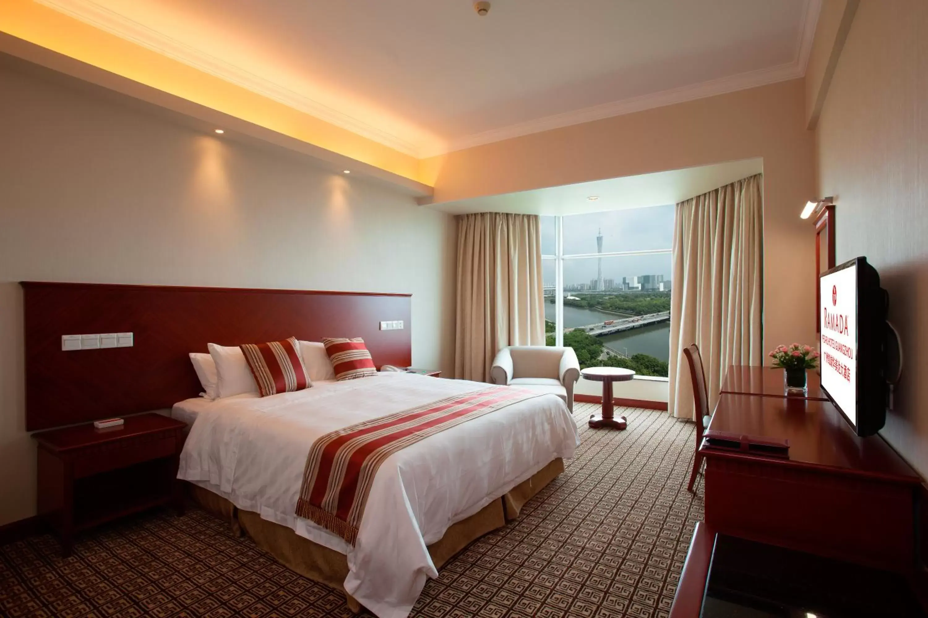 Bed in Ramada by Wyndham Pearl Guangzhou-Canton Fair Free Shuttle Bus