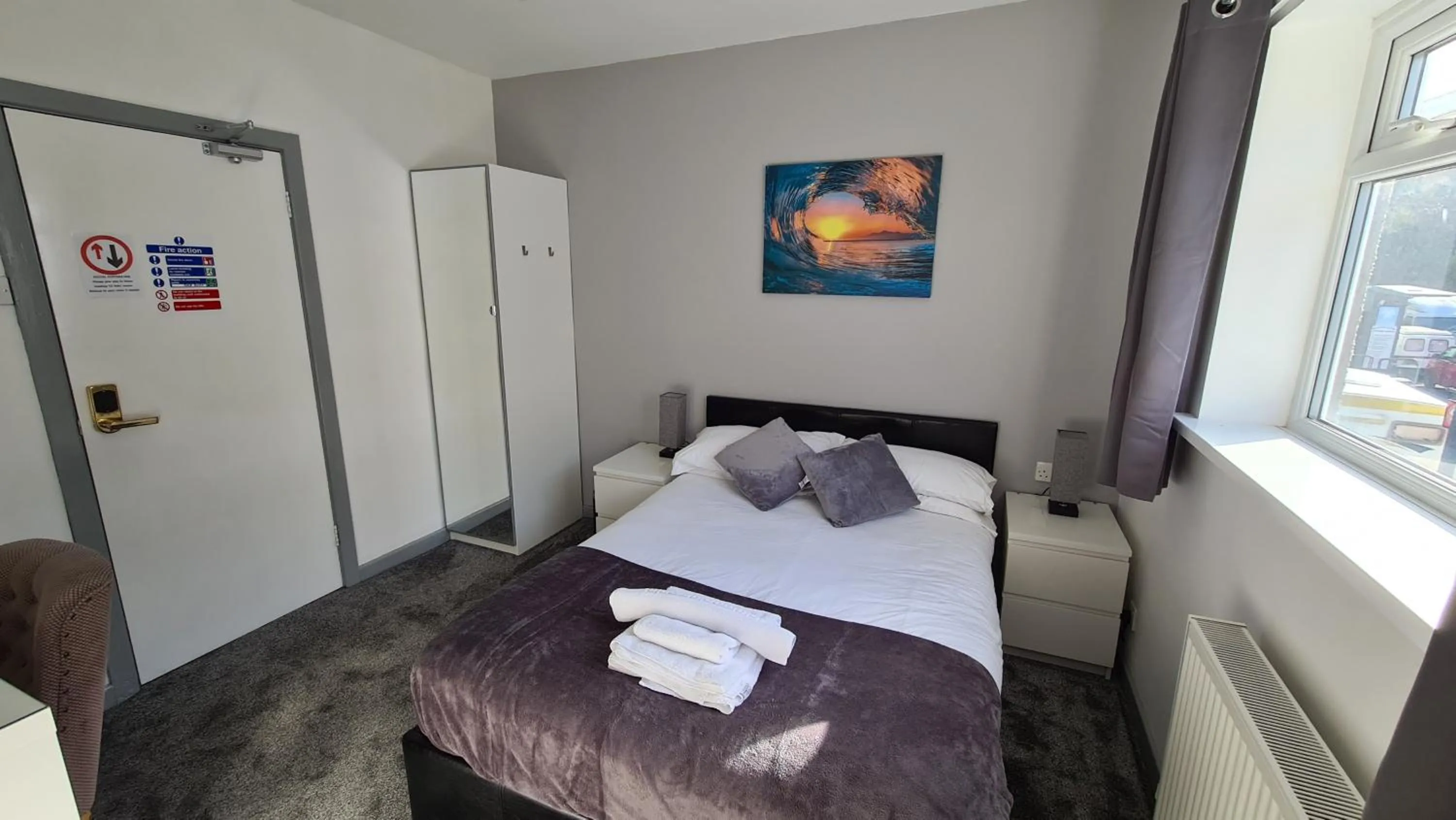 Bed in Y Gwynedd Inn