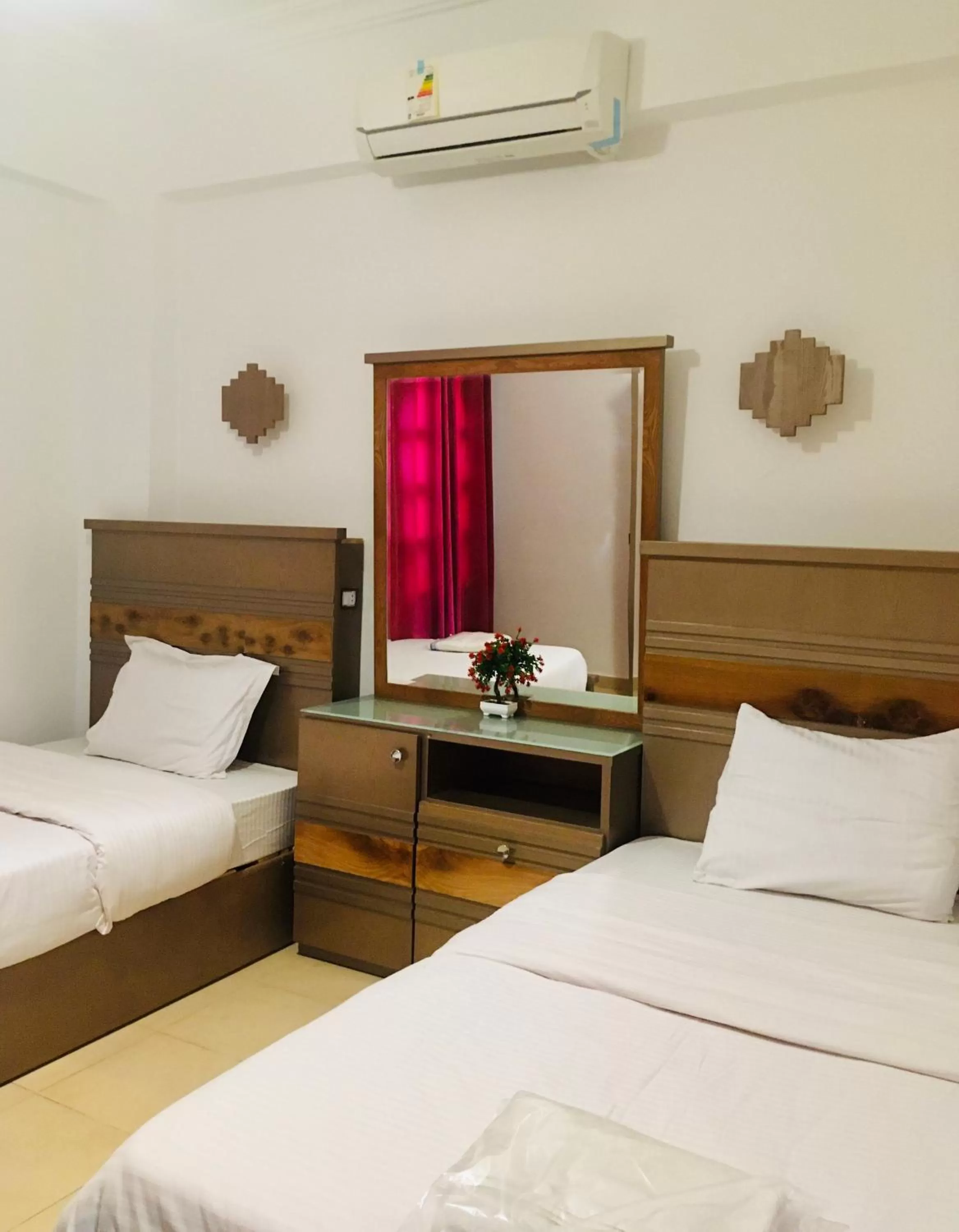 Photo of the whole room, Bed in Villa 22