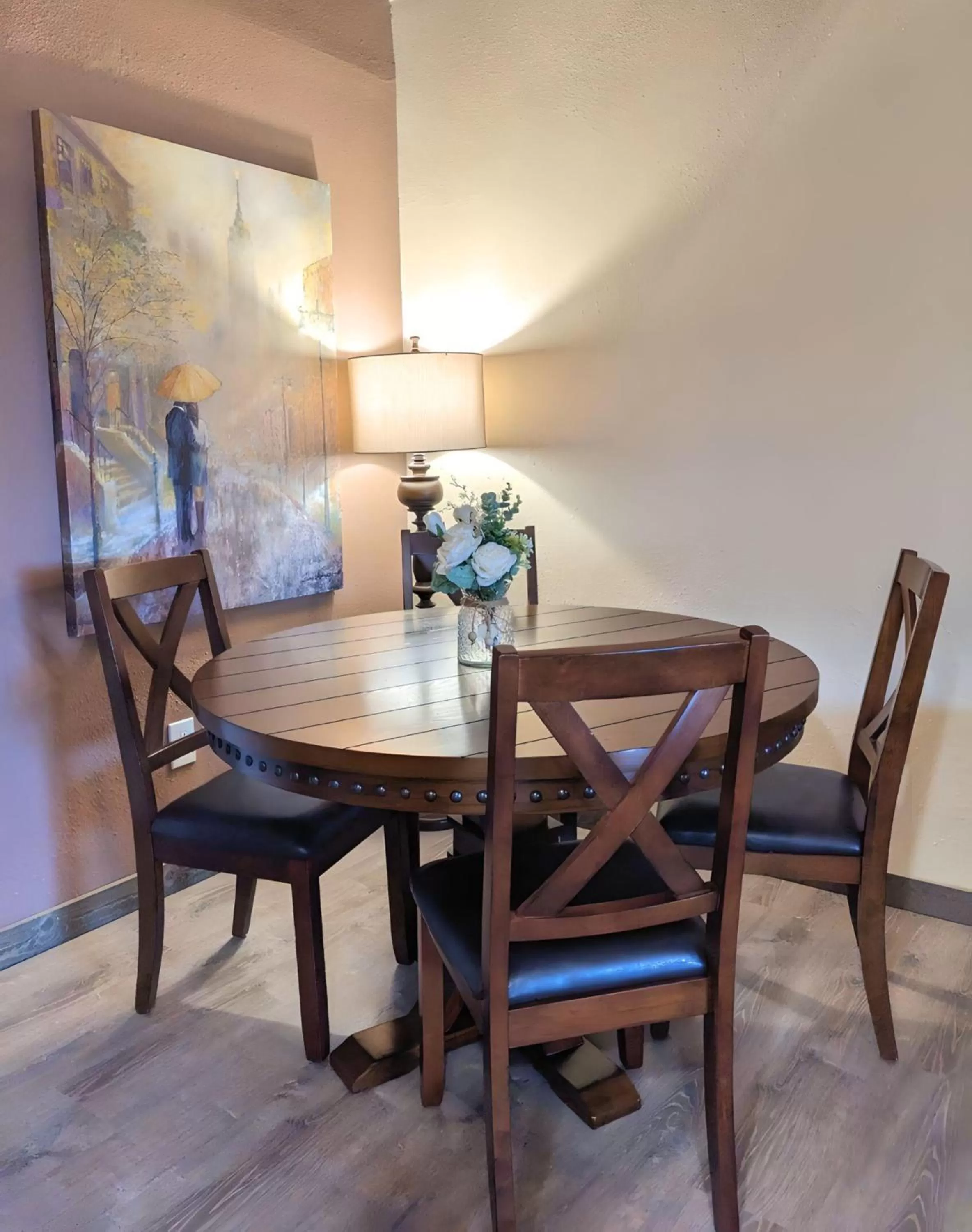 Dining area in Wanderlust Inn
