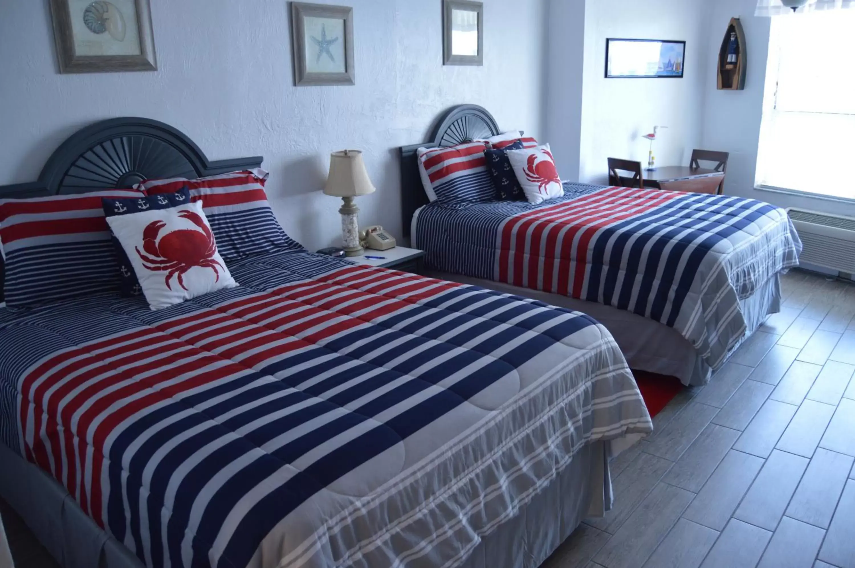 Queen Room with Two Queen Beds - Partial Ocean View in Fountain Beach Resort - Daytona Beach