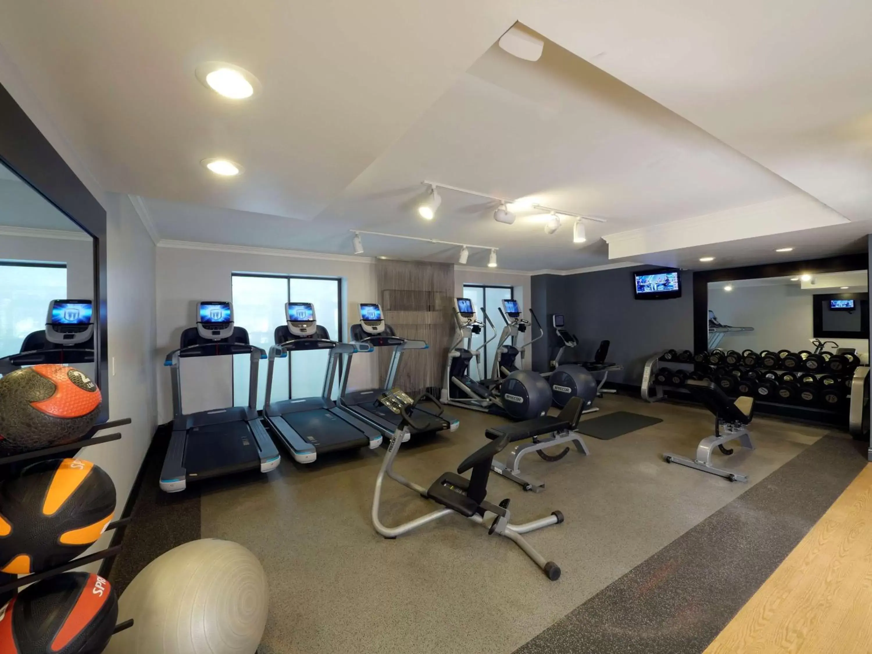 Fitness centre/facilities, Fitness Center/Facilities in Hilton Mystic