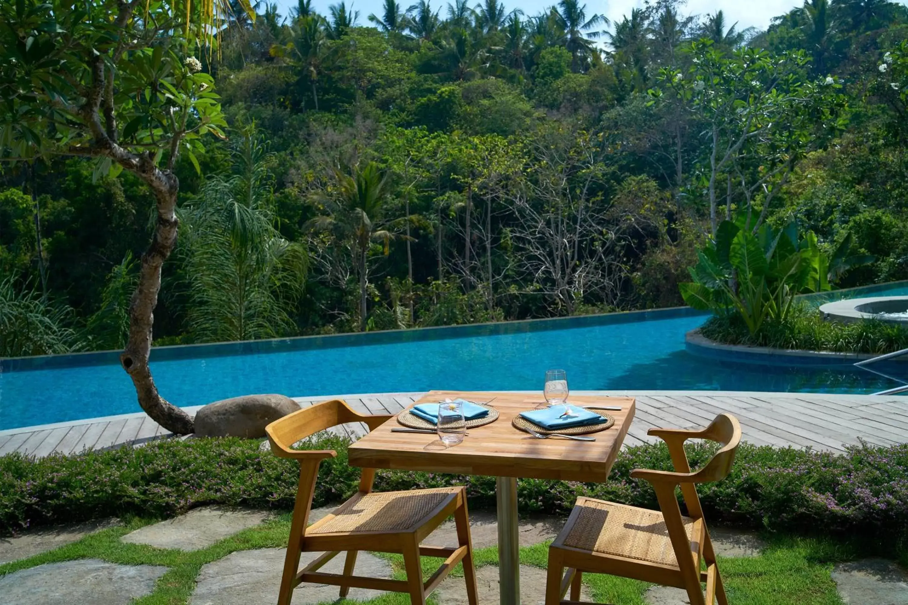 Breakfast, Swimming Pool in The Westin Resort & Spa Ubud, Bali