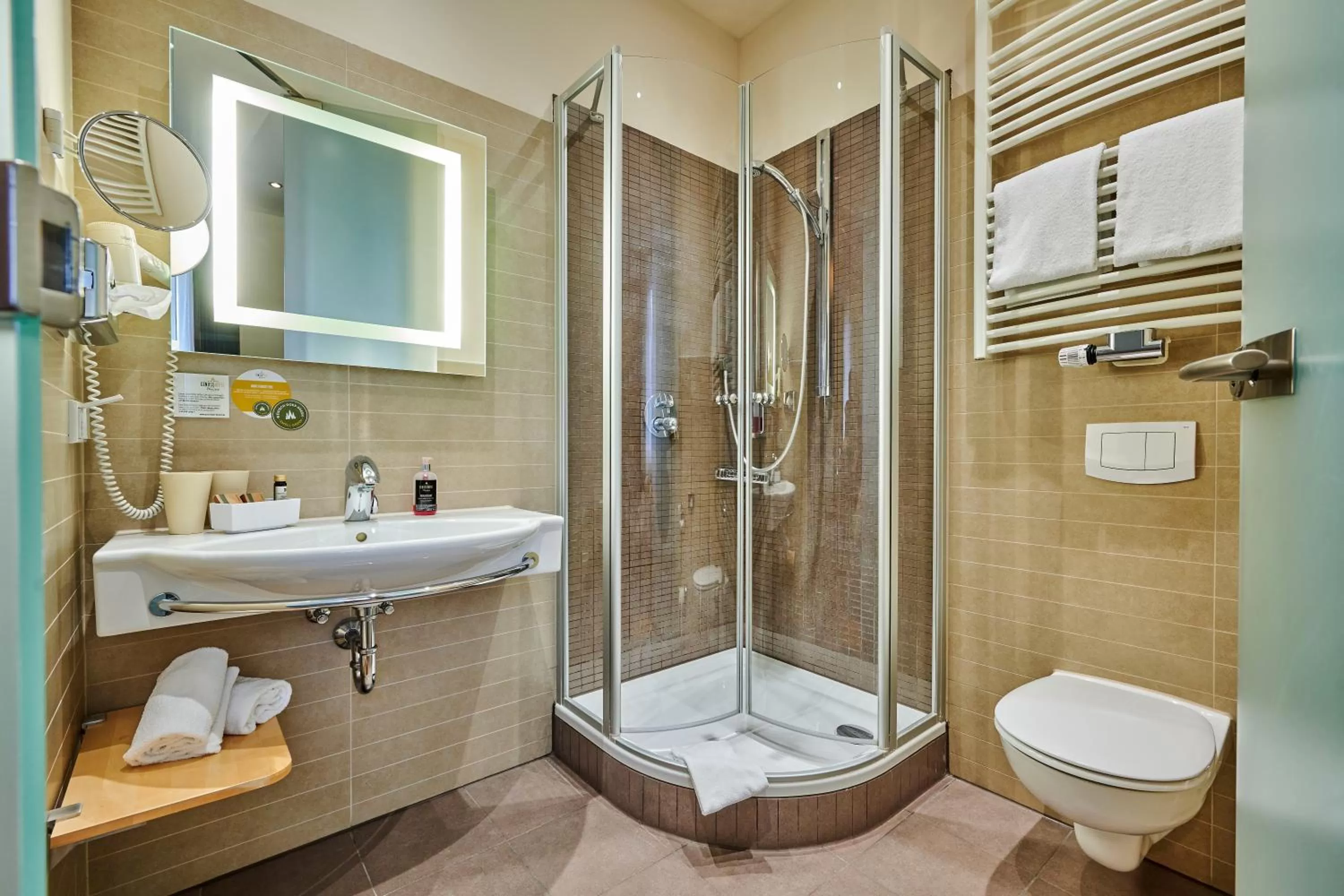 Bathroom in Genusshotel Wenisch