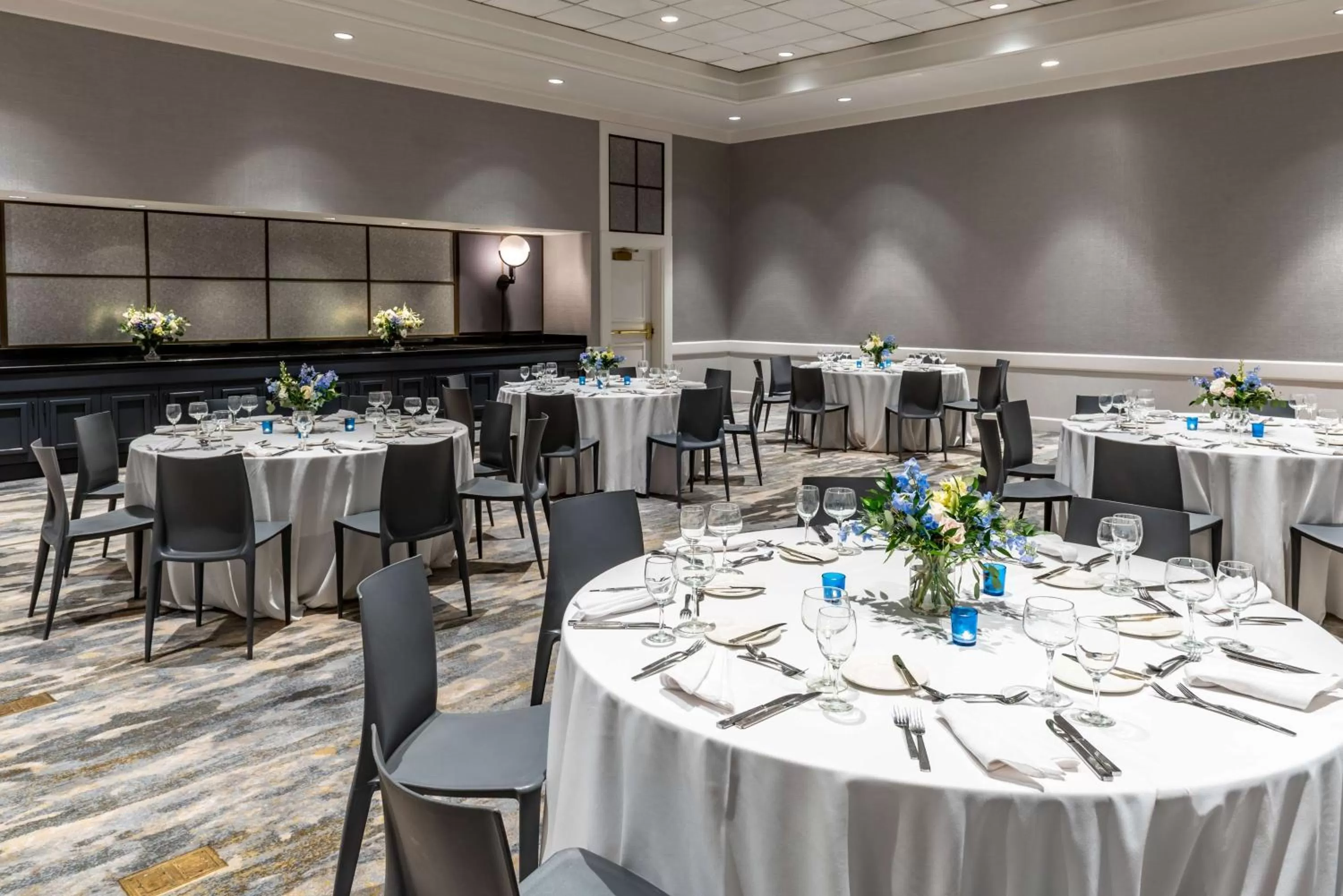 Meeting/conference room in Hilton Alexandria Mark Center