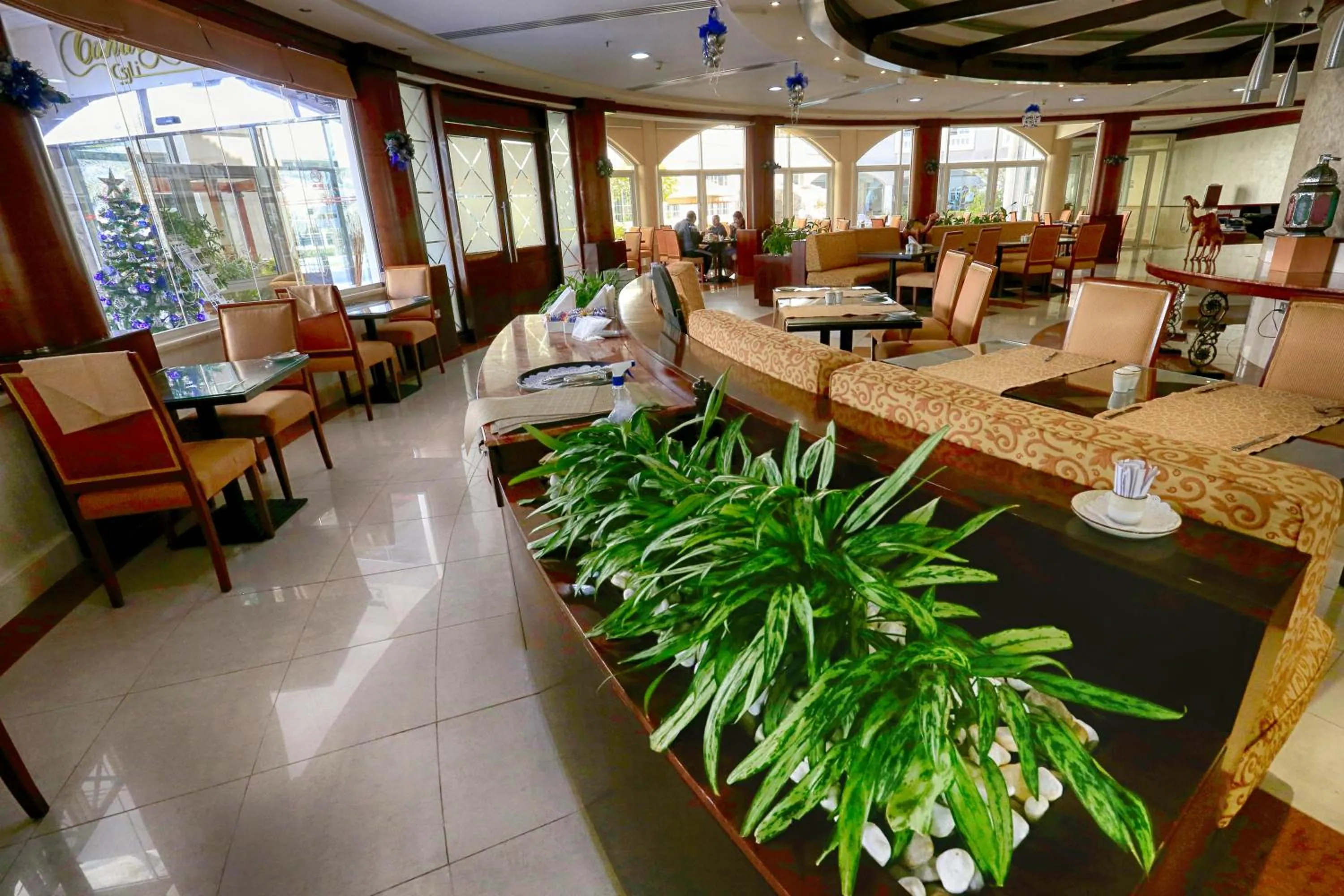 Restaurant/places to eat in Sharjah Premiere Hotel & Resort