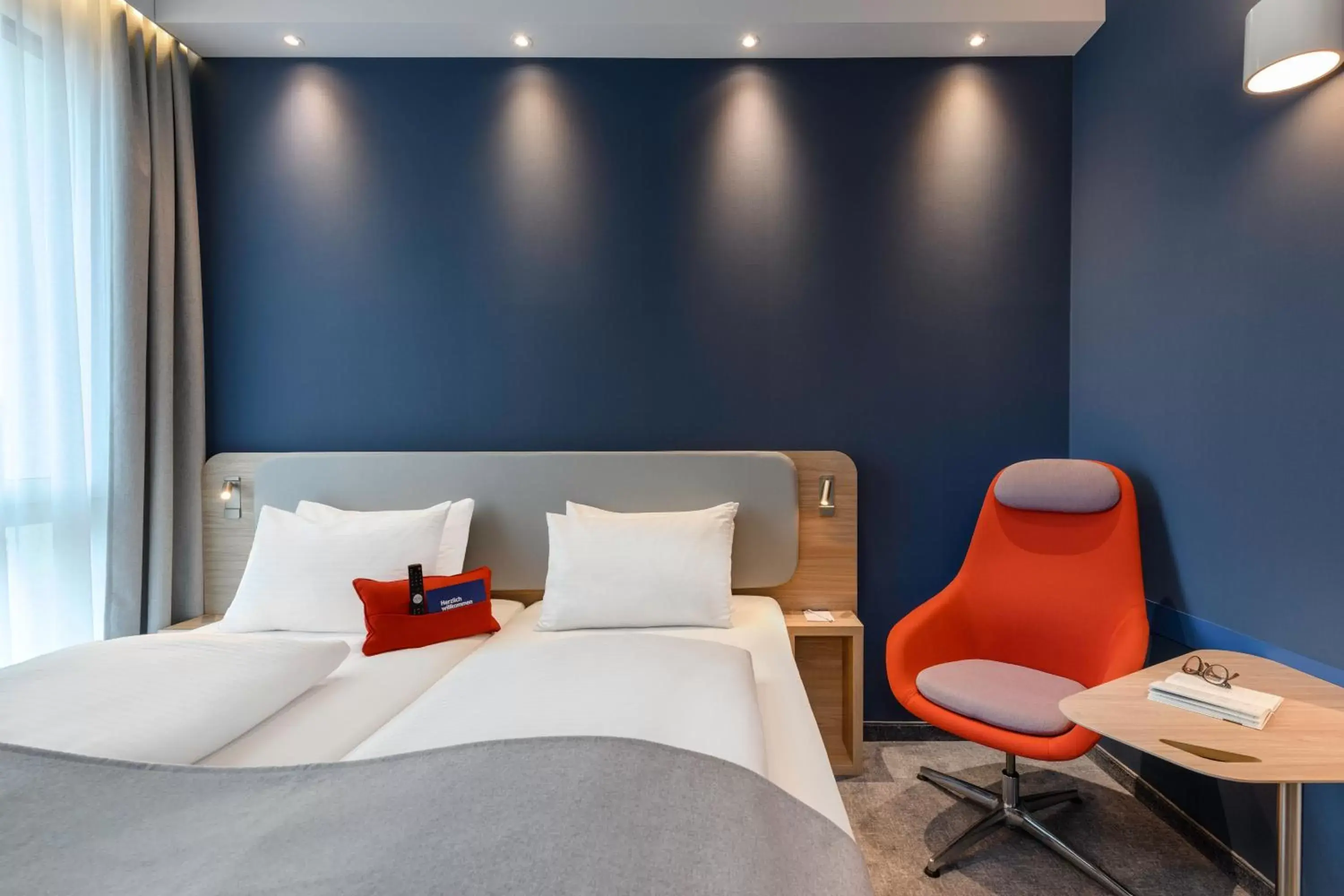 Bed in Holiday Inn Express - Regensburg, an IHG Hotel