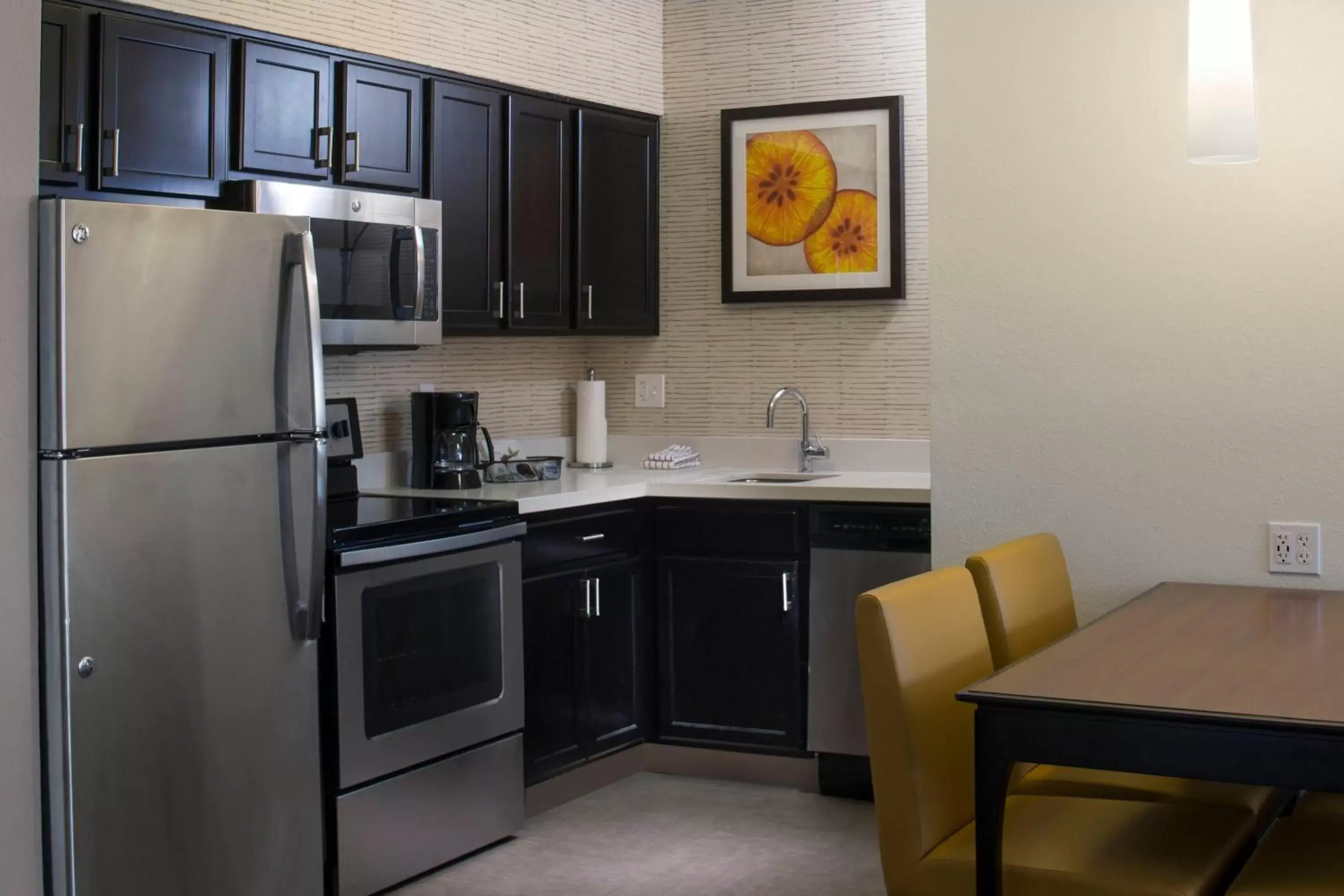 Bedroom, Kitchen/Kitchenette in Residence Inn by Marriott Orlando at SeaWorld