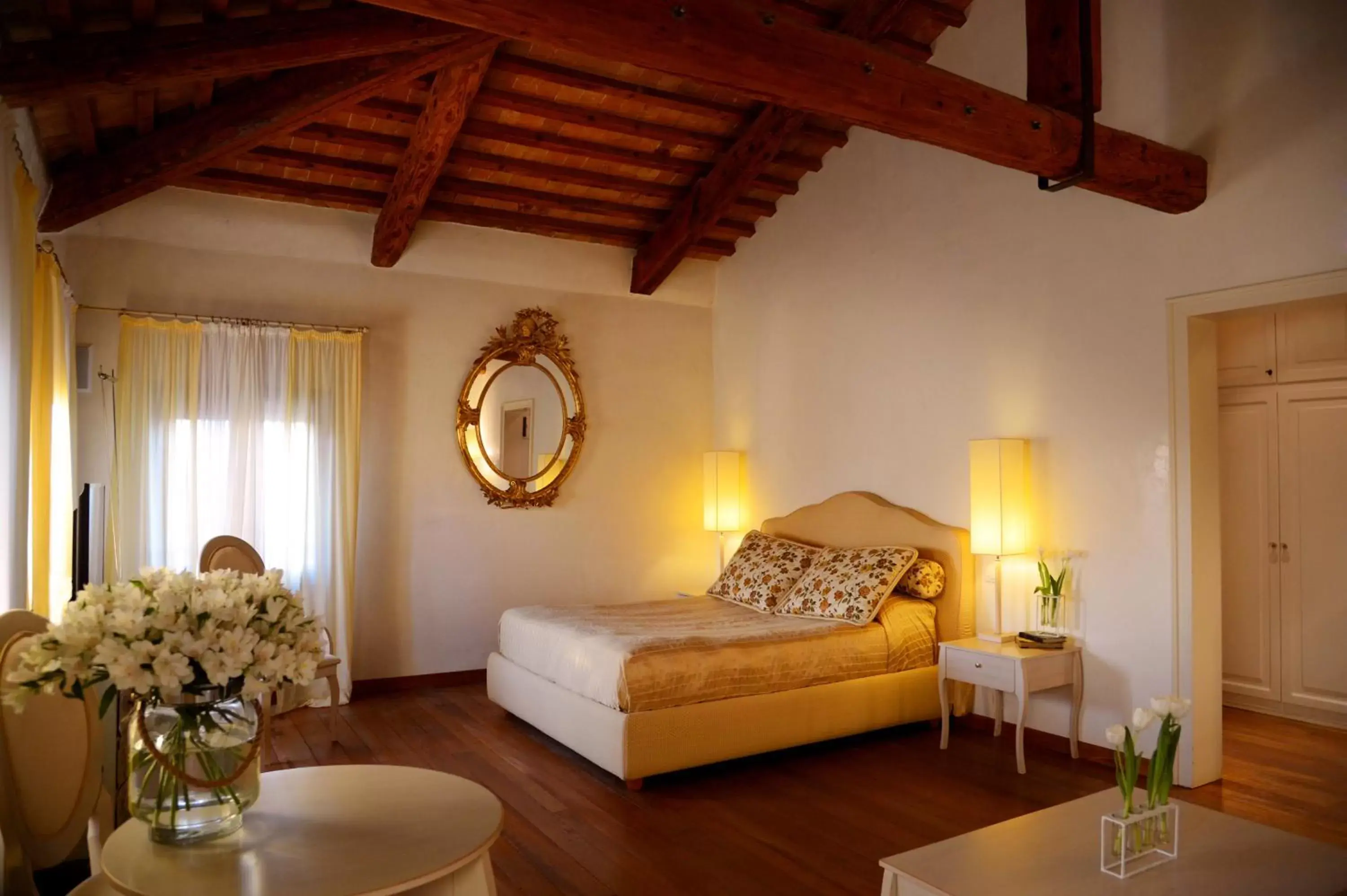 Photo of the whole room, Bed in Villa Foscarini Cornaro