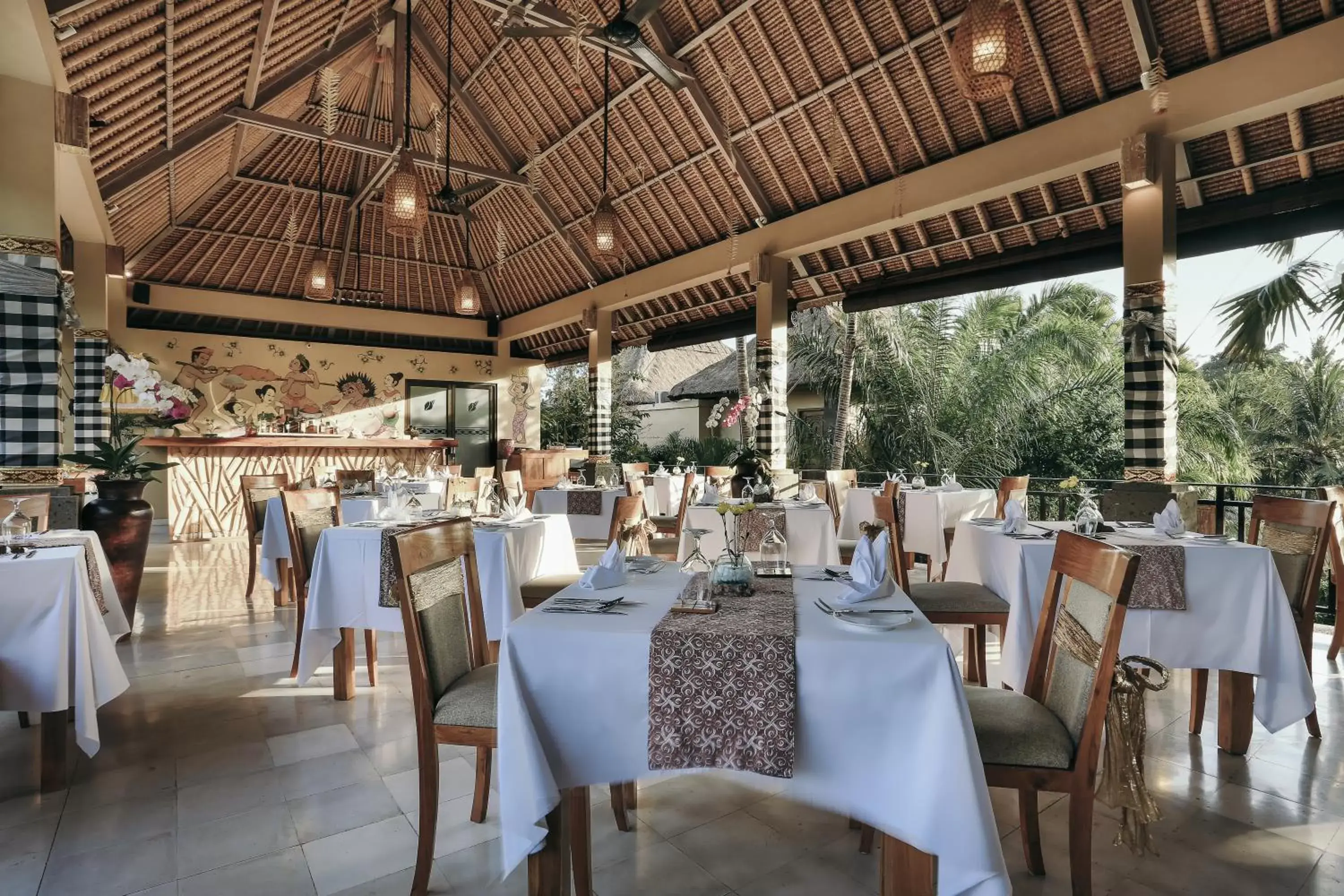 Restaurant/Places to Eat in The Sankara Resort by Pramana