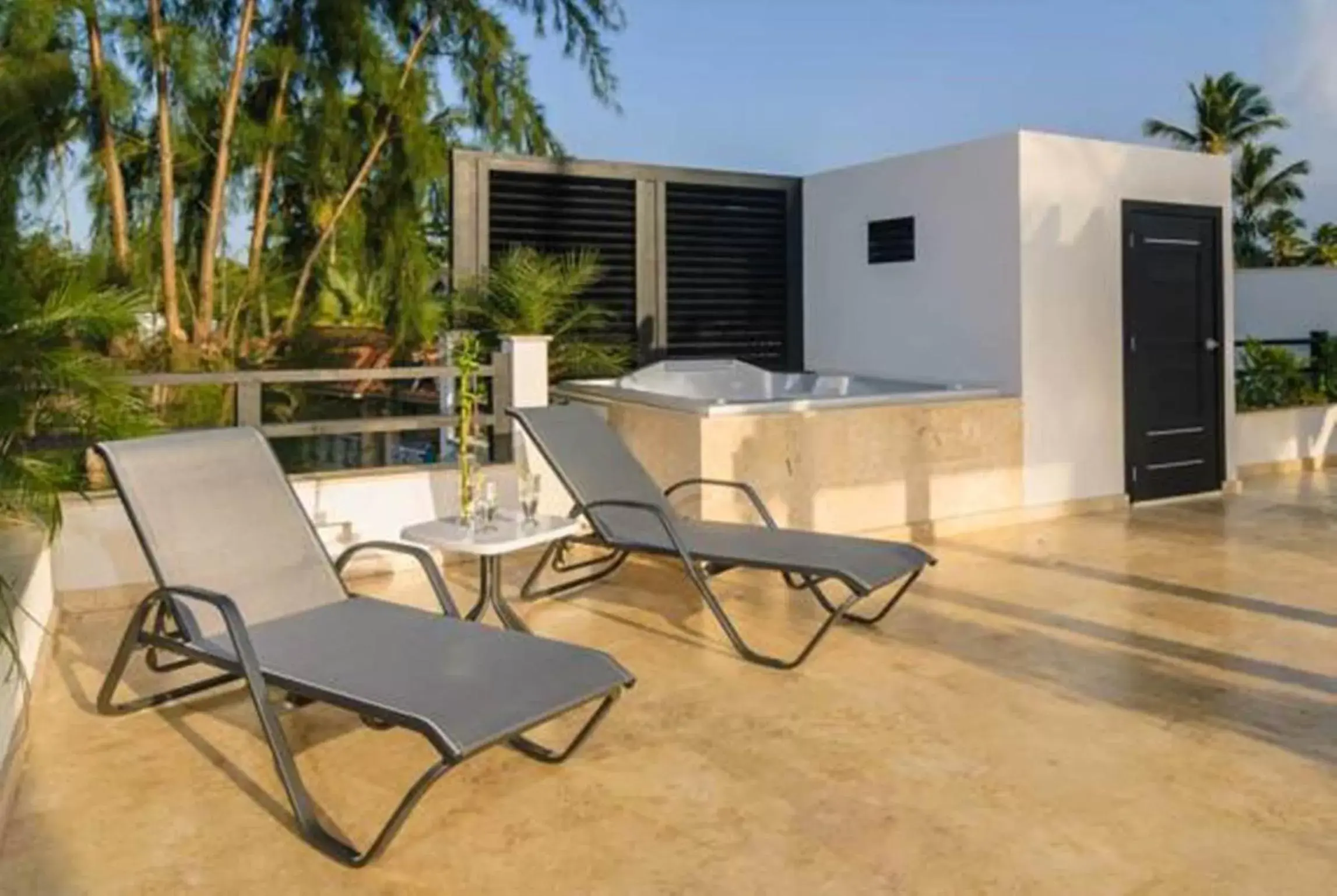 Balcony/Terrace in Aligio Apart-hotel & Spa - Las Terrenas